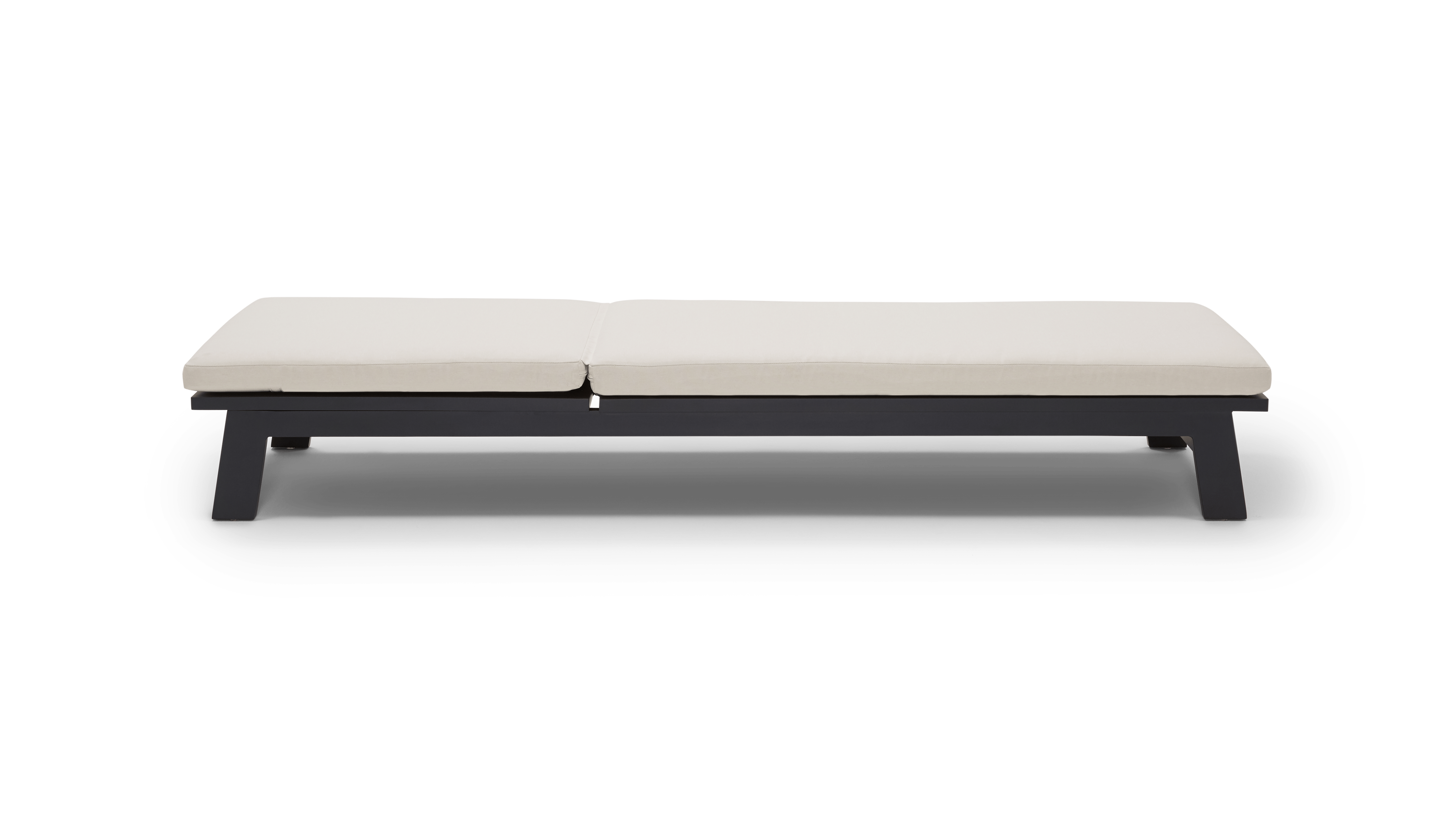 black lucia outdoor lounger