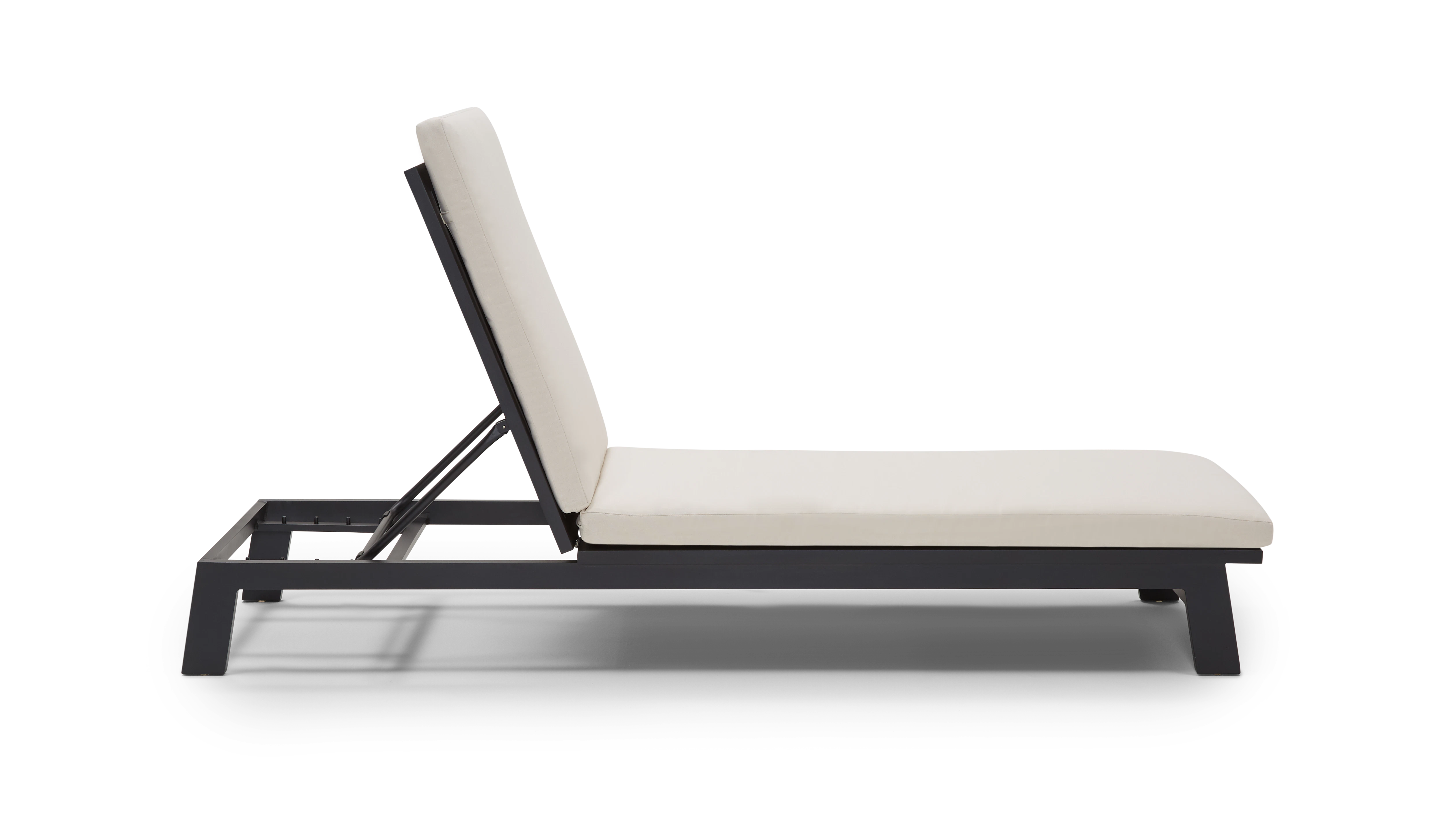 black lucia outdoor lounger
