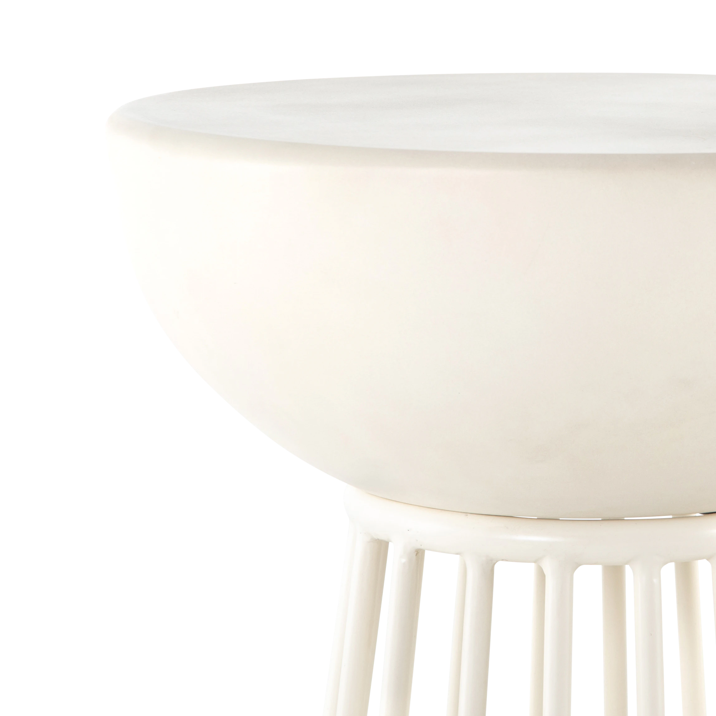 whtcncrt paloma end table