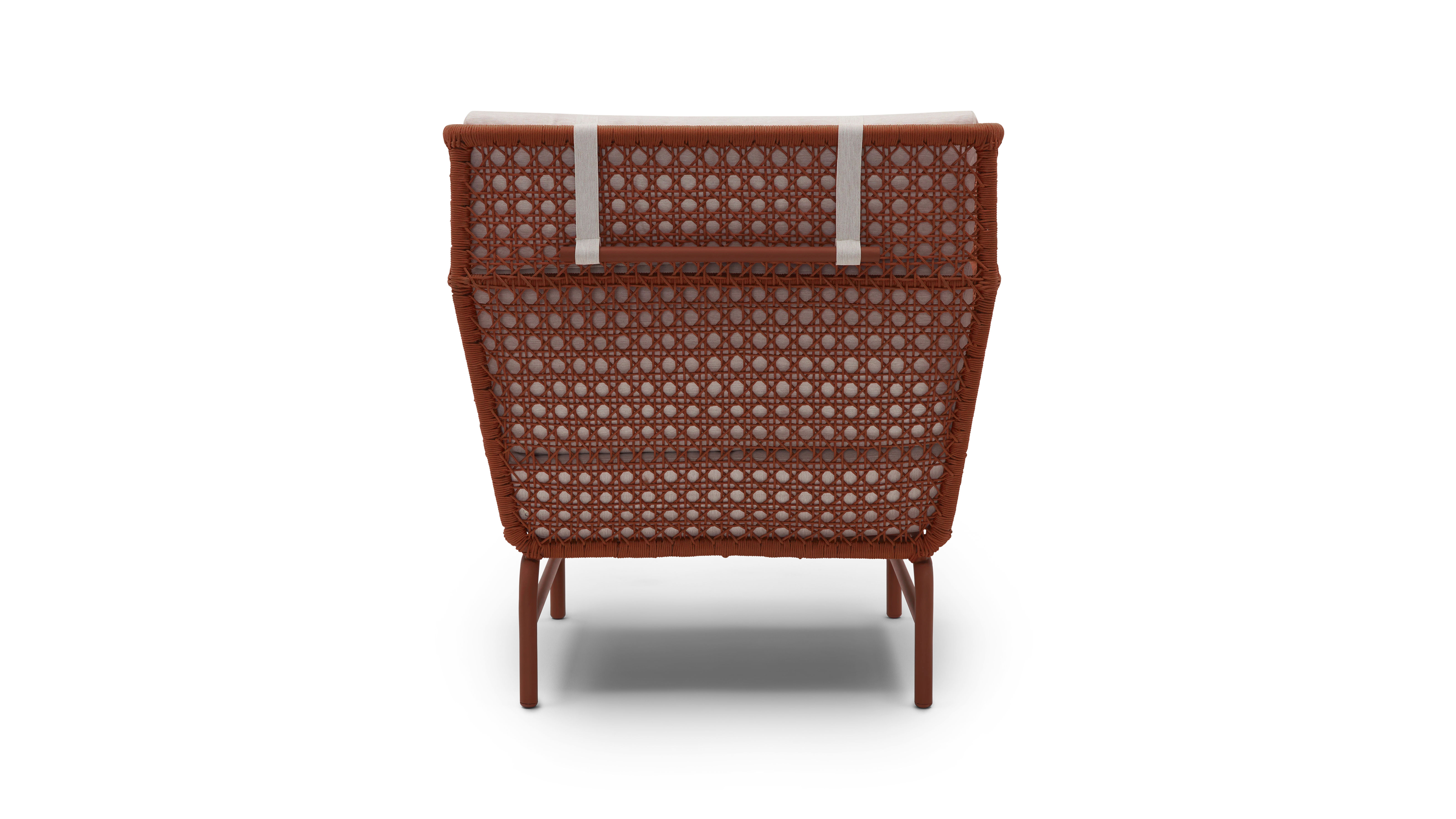 crl playa outdoor lounge chair