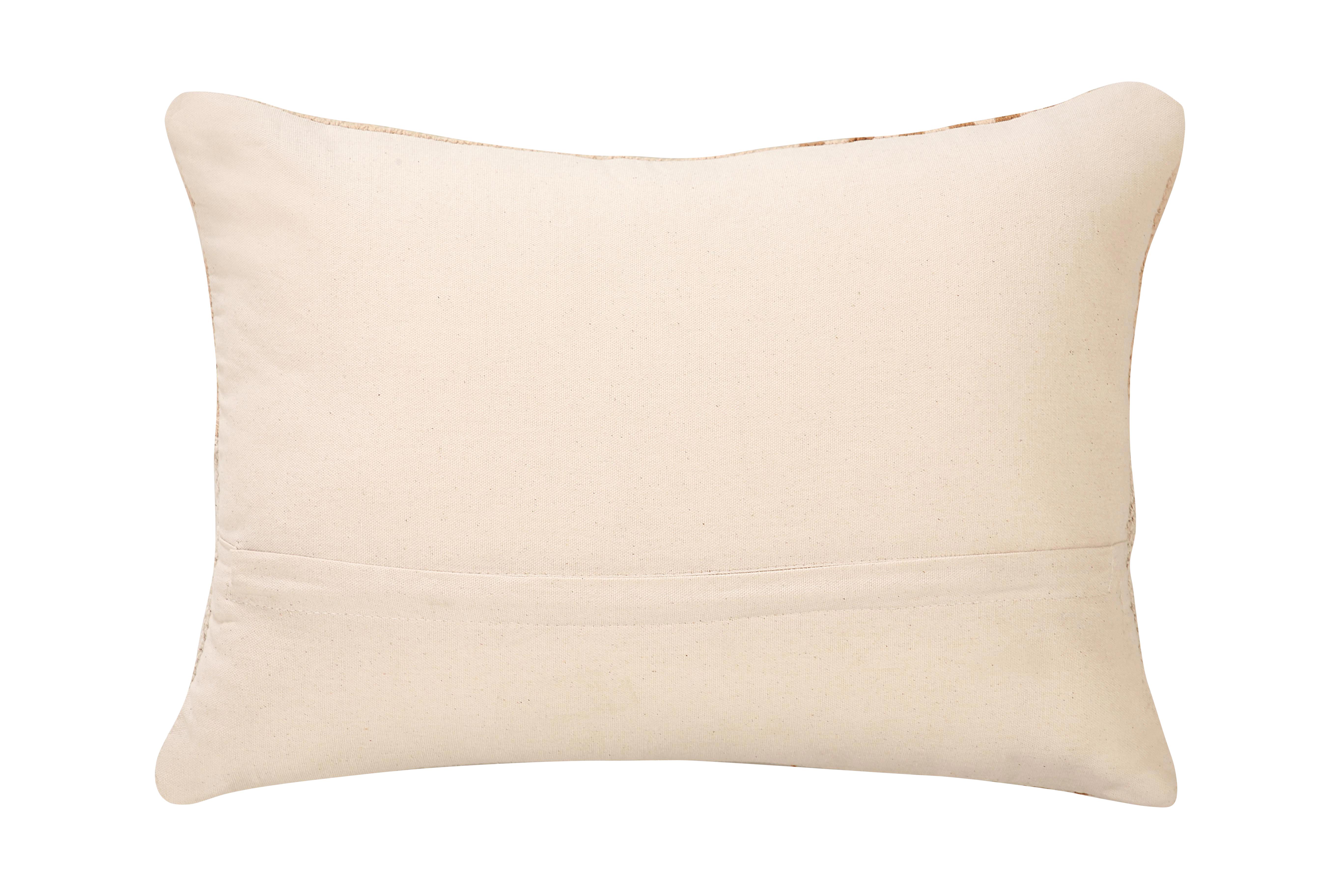 emilia pillow