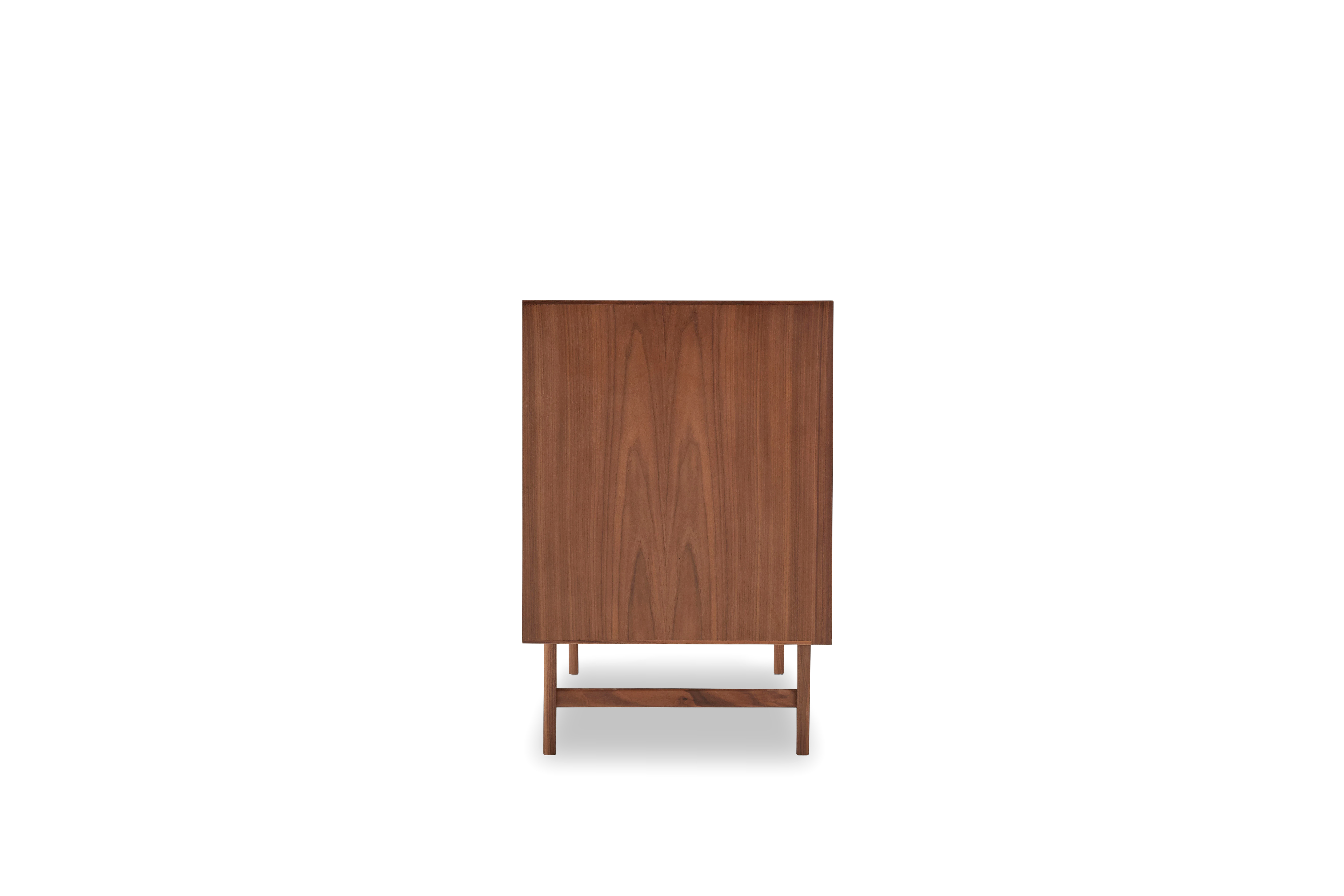 butler small console
