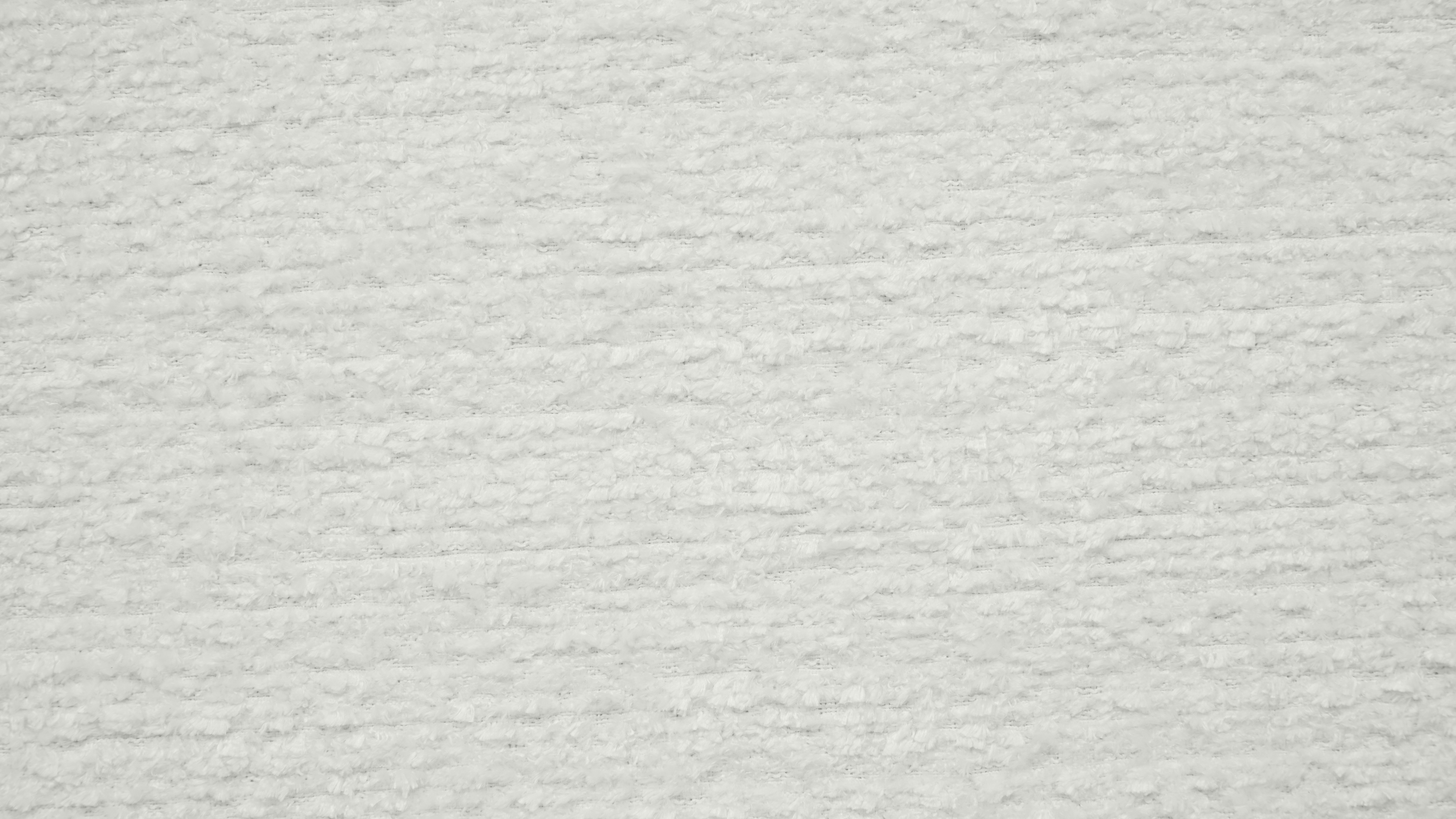 karina pantone cloud dancer