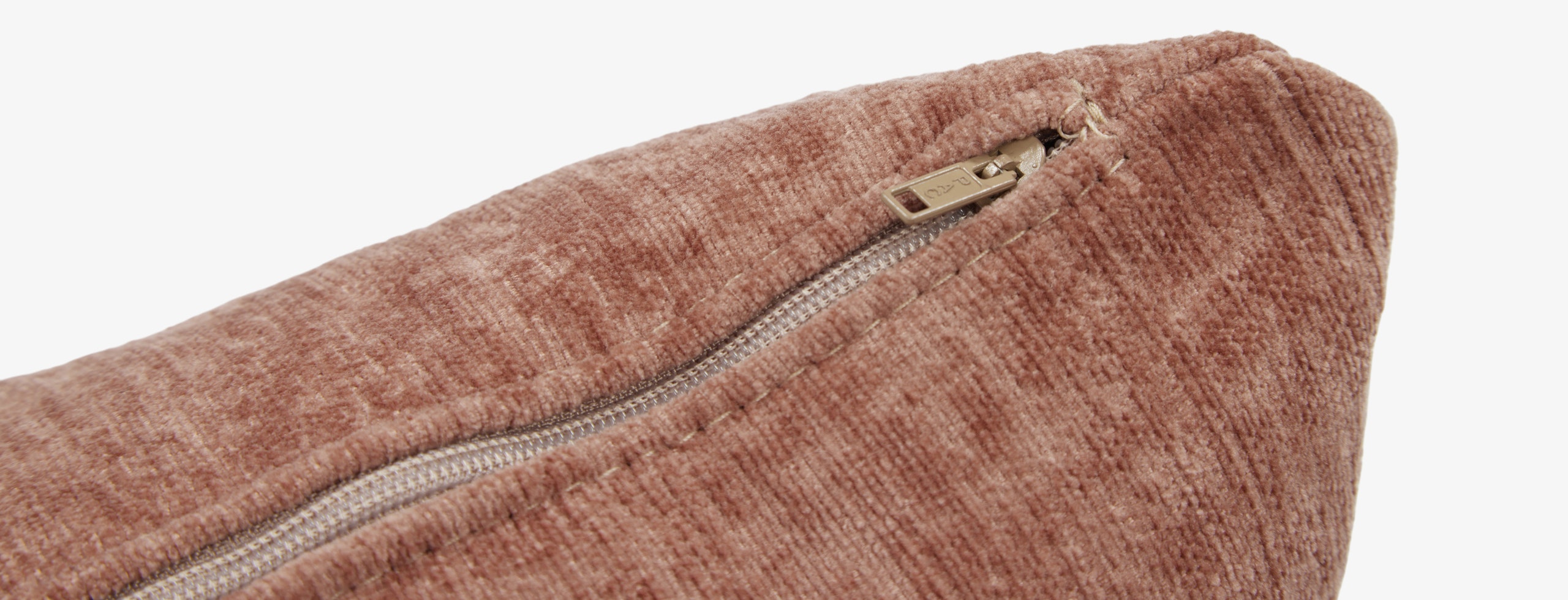 Decorative Knife Edge Pillows 22x22 (Set Crave Mocha