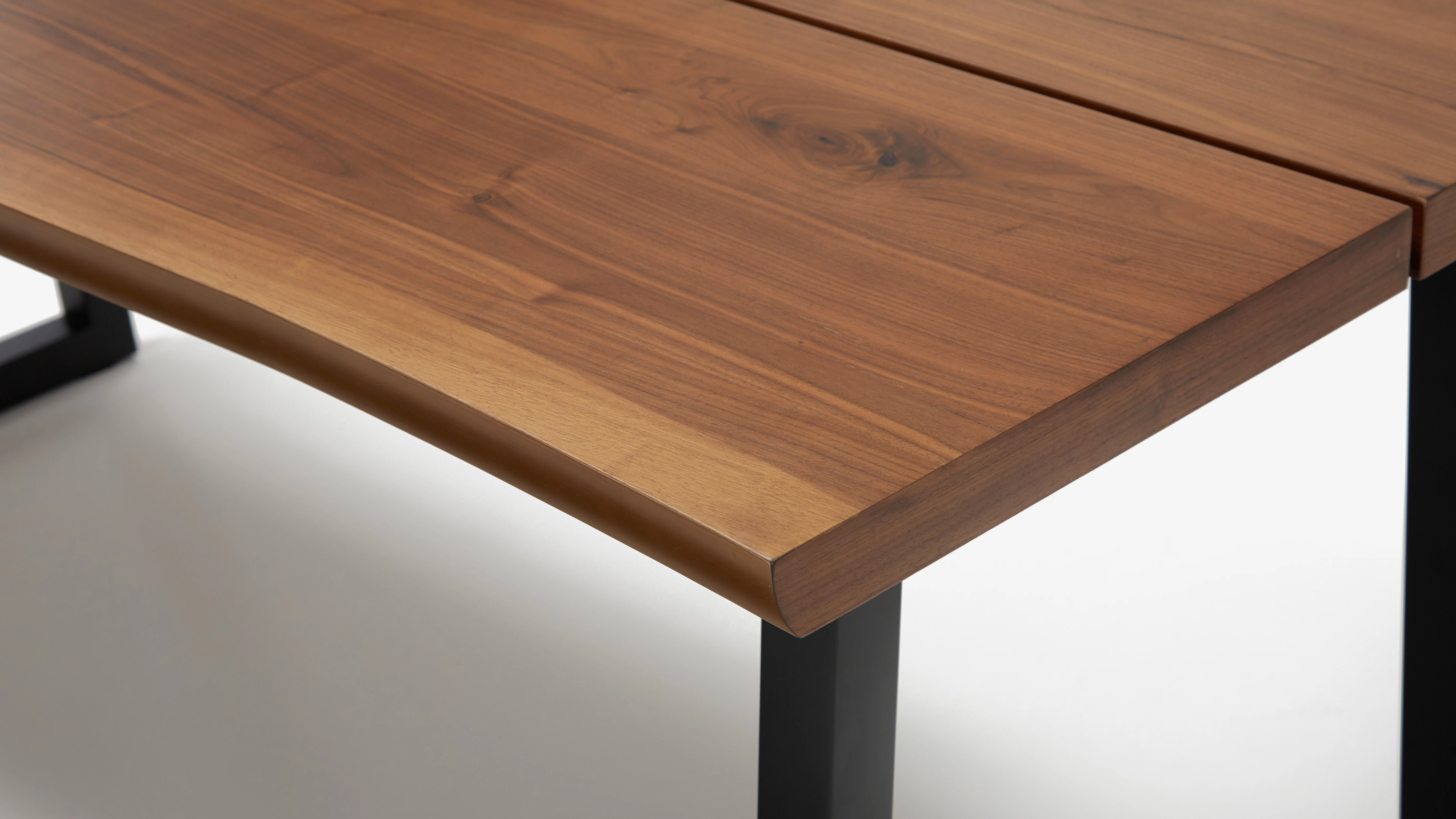 Bauer Dining Table