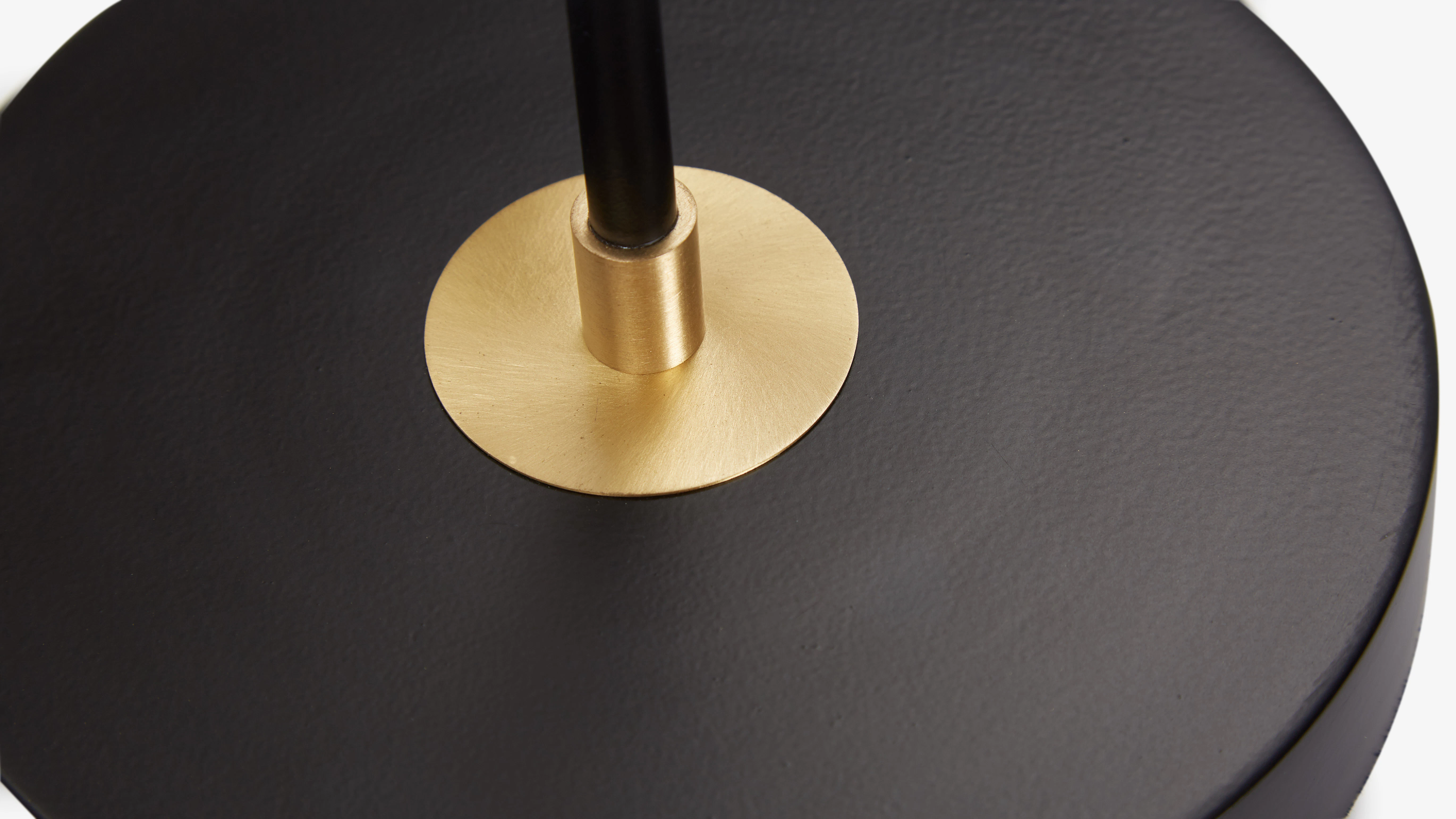 Izzy Table Lamp