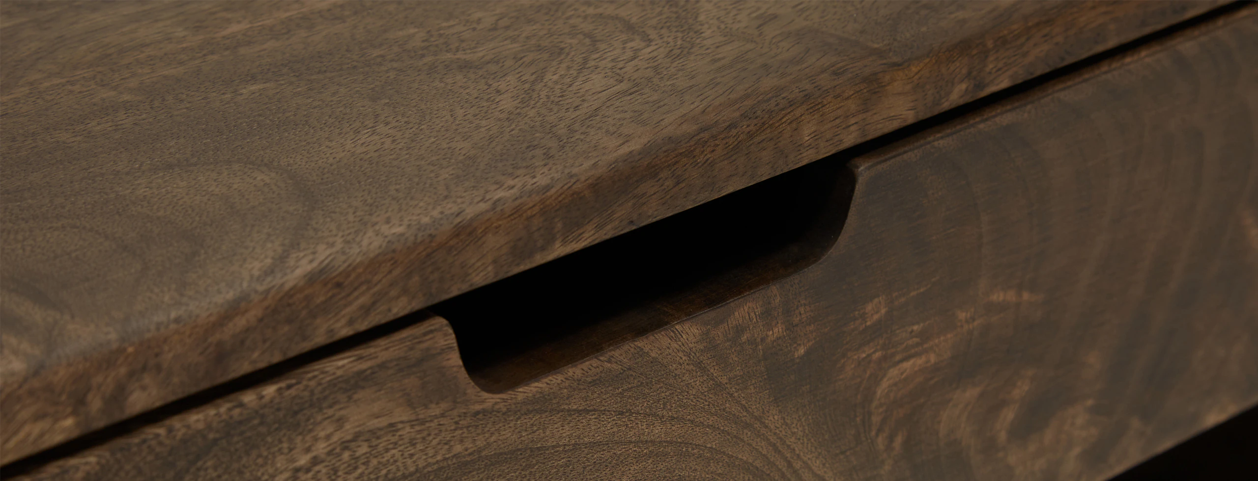 Zyna Coffee Table