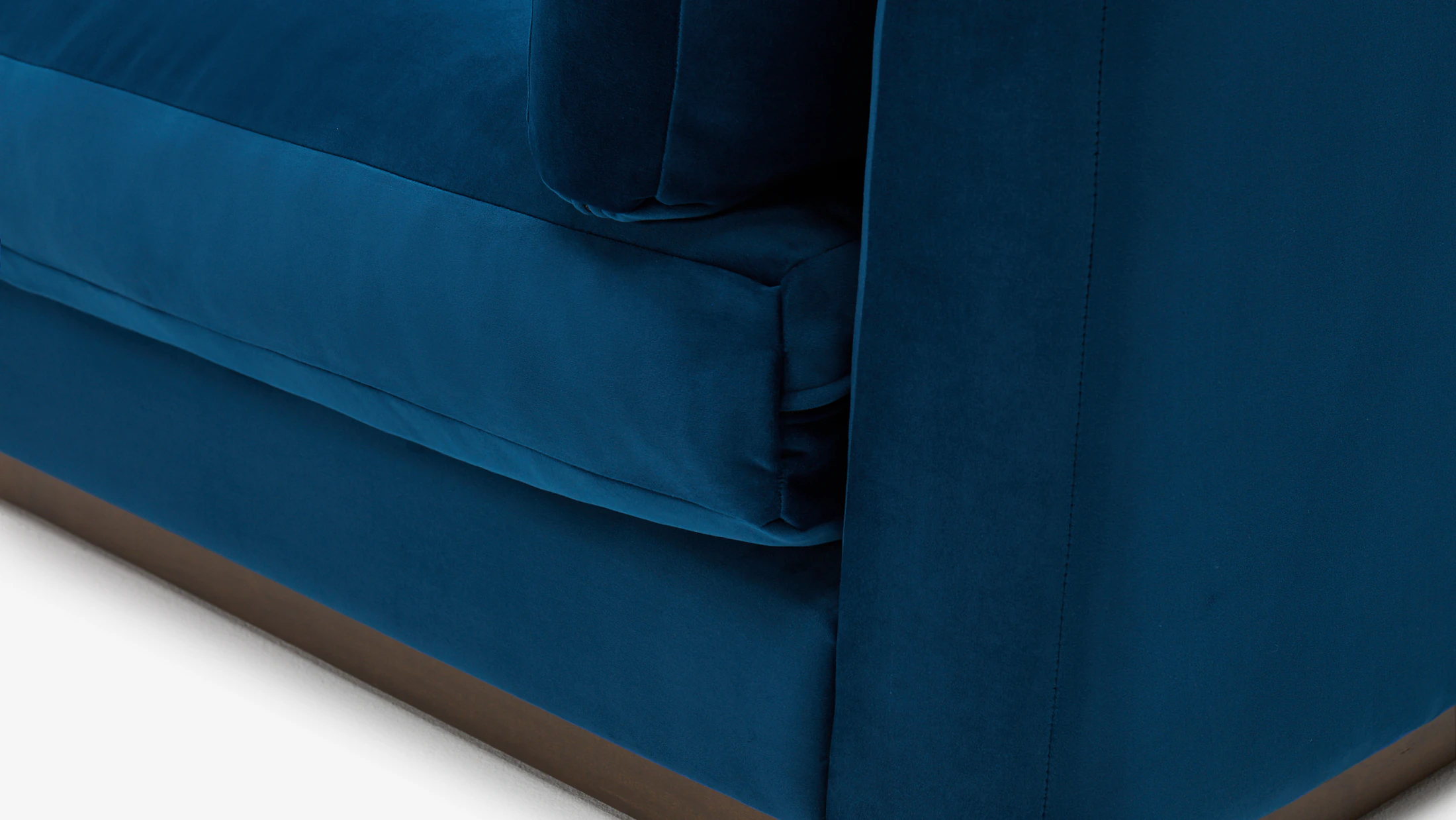Holt Loveseat Royale Cobalt