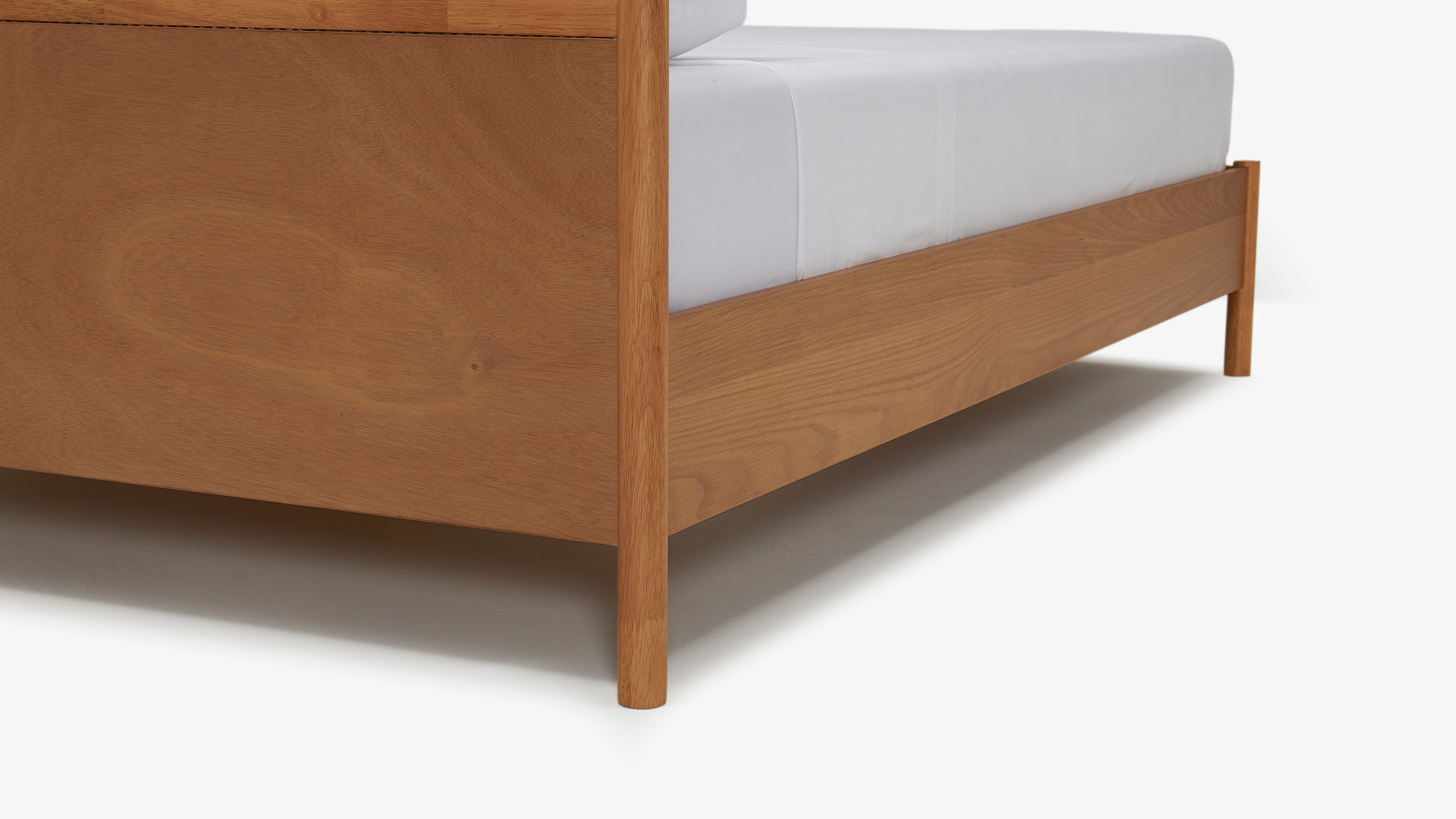 Cleo Bed