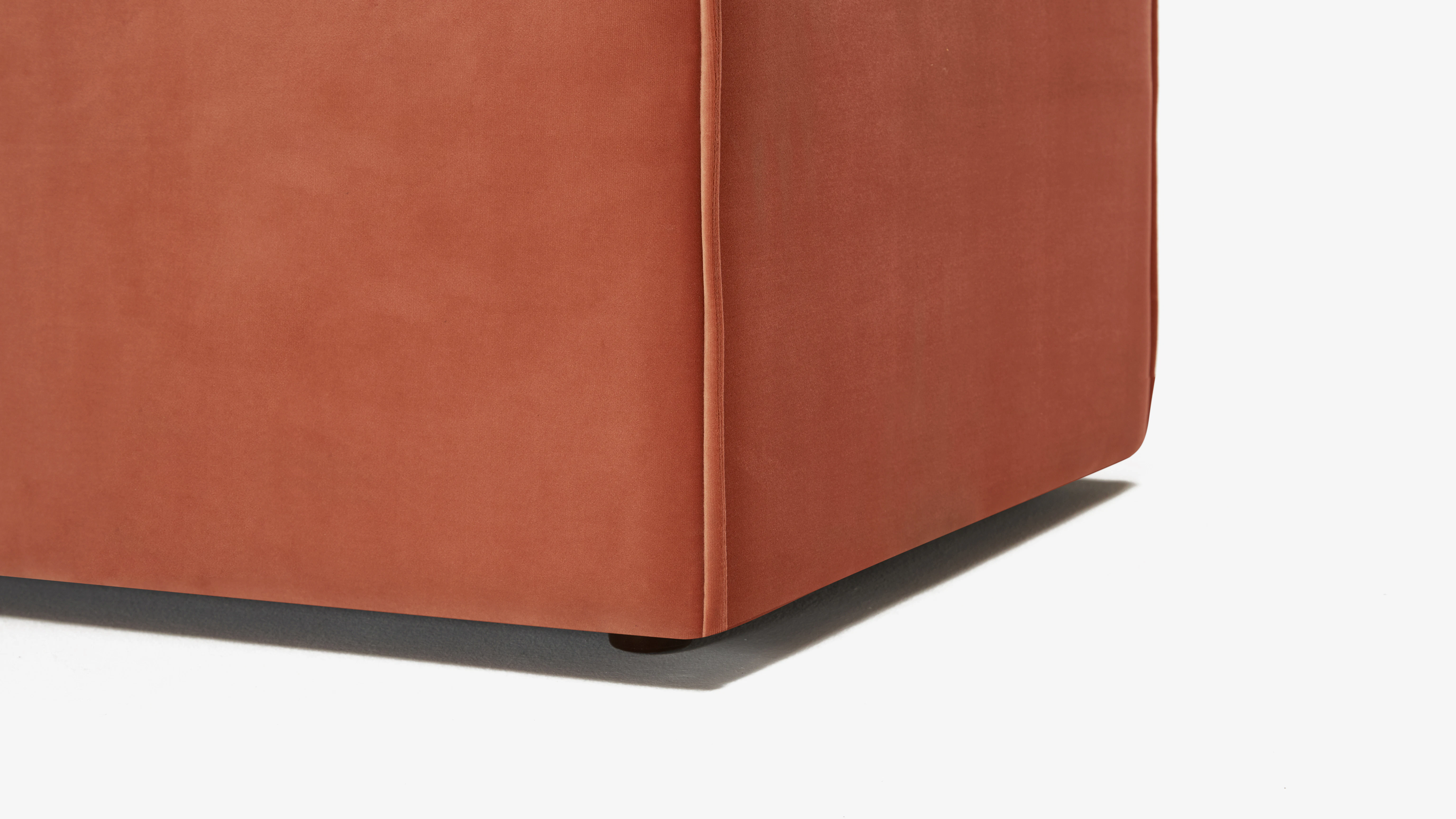 Matias Ottoman Sorrento Coral