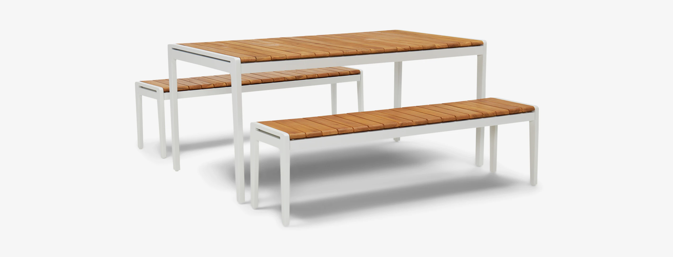 Manhattan Outdoor Collection