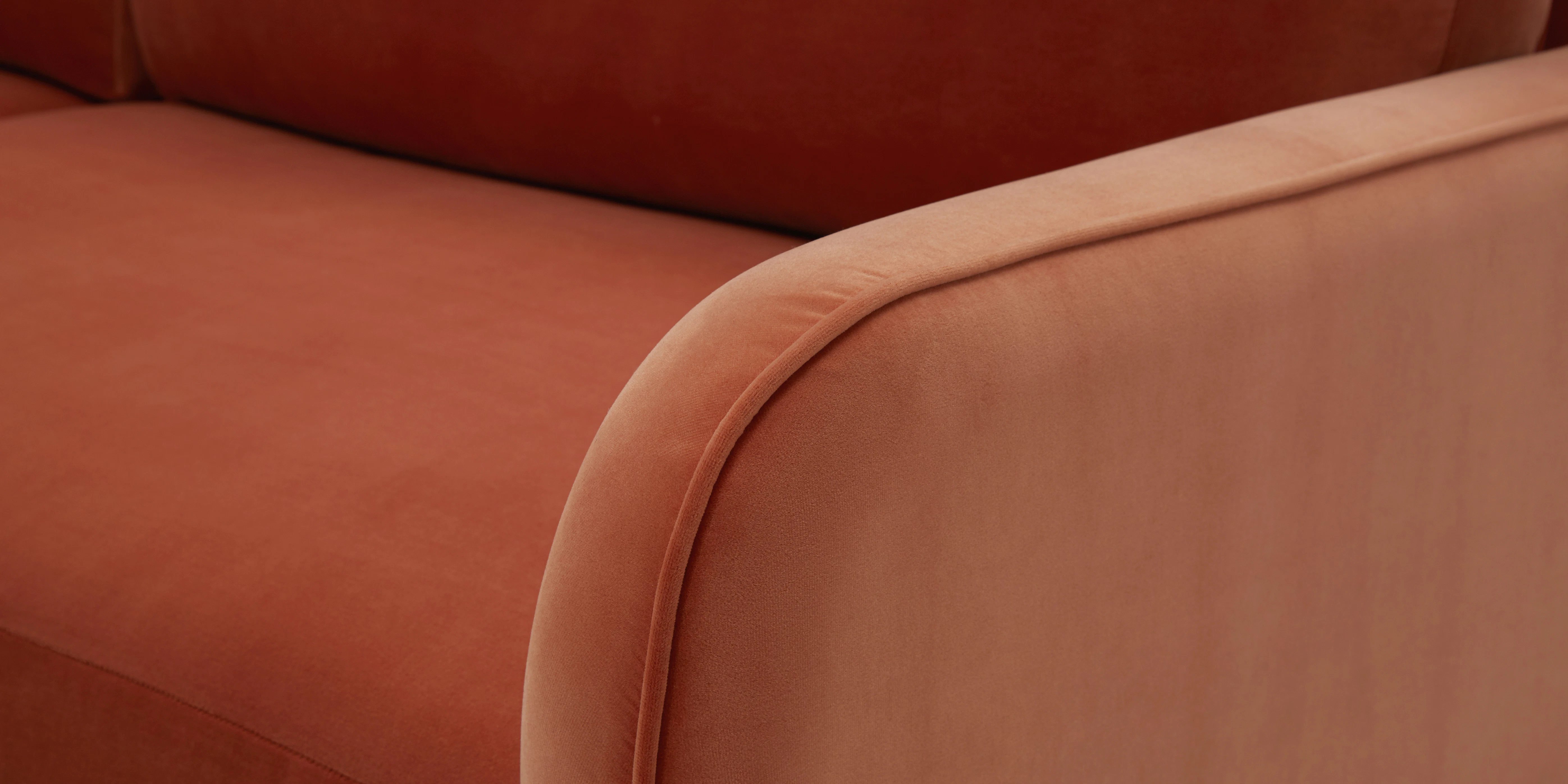 Enzo Sofa Sorrento Coral