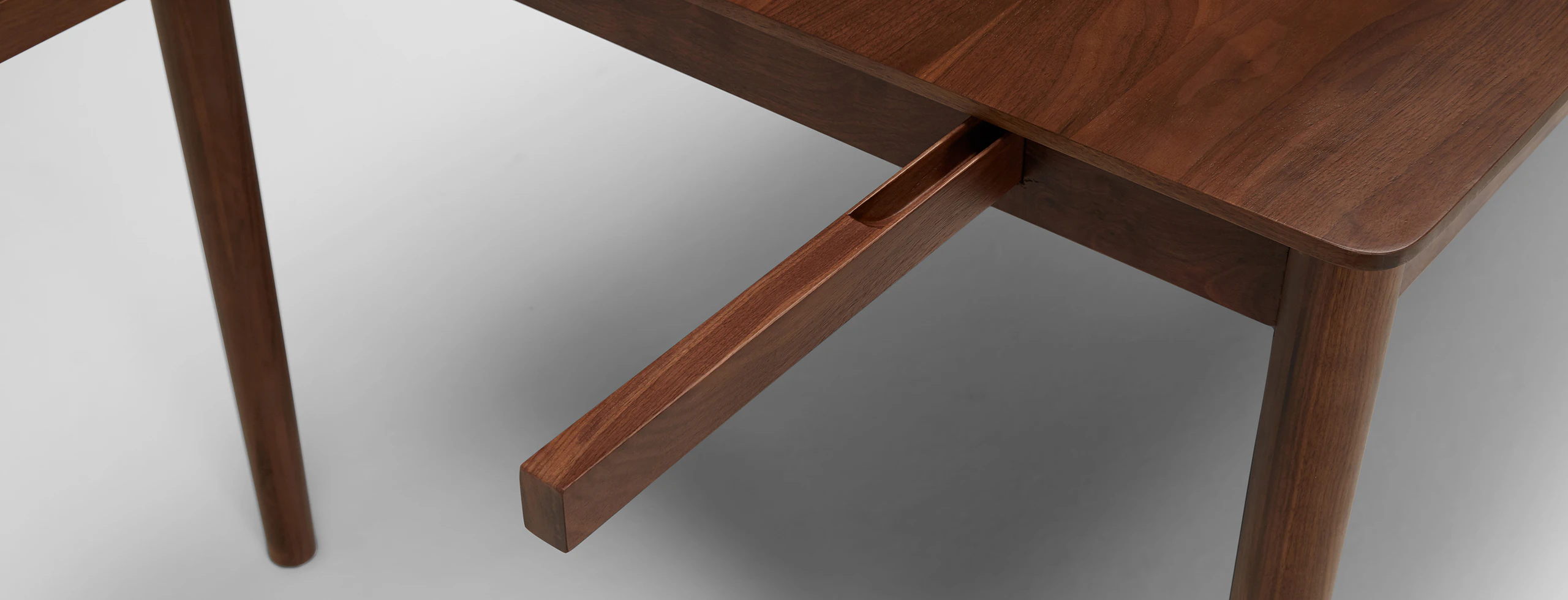 Nash Expandable Dining Table