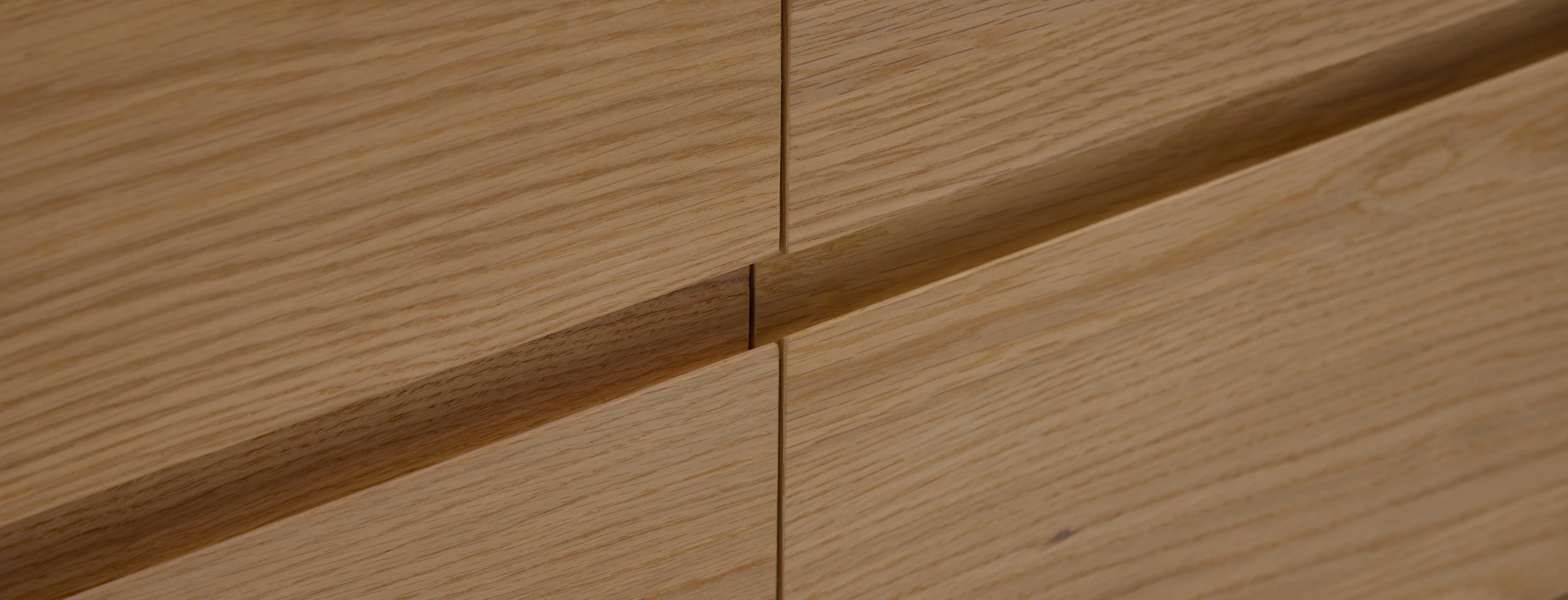 Vira Console Cabinet (Oak Black)