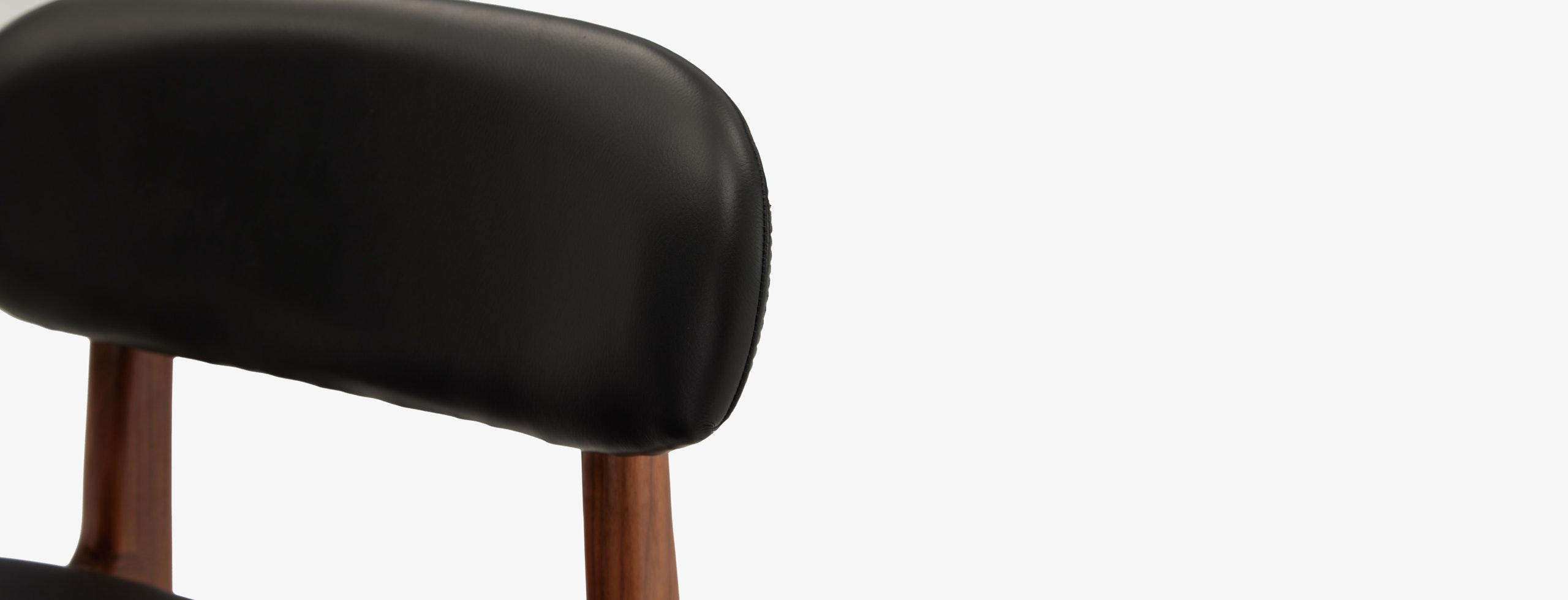 Austin Leather Bar Stool Cedro Black
