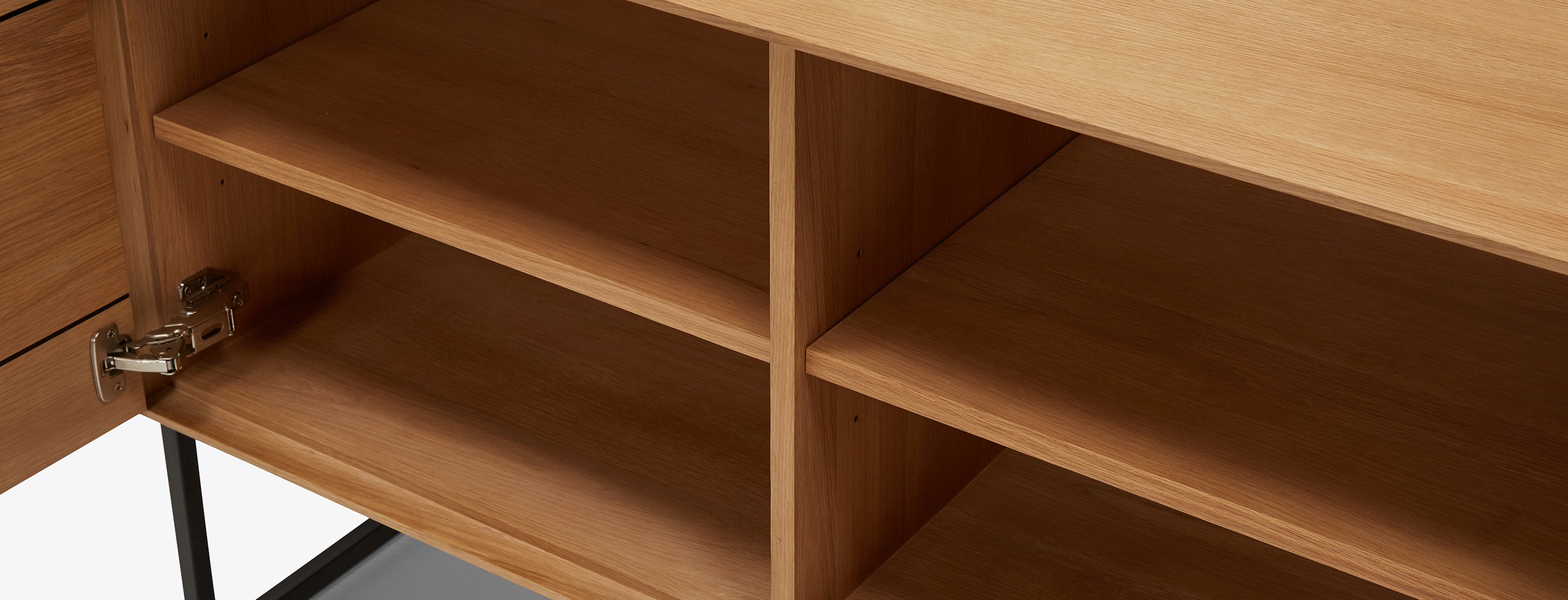 jorgeページ Onora 3 Door Console | Joybird