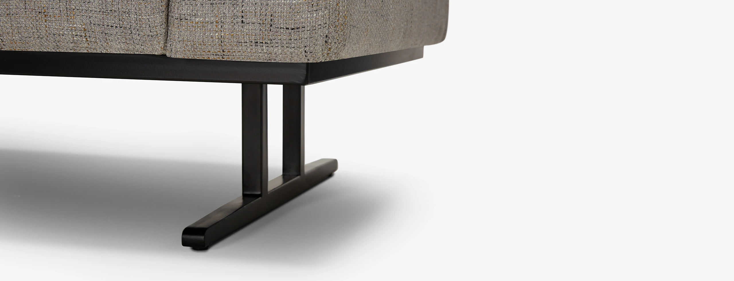 Flynn Sofa Nico Oyster