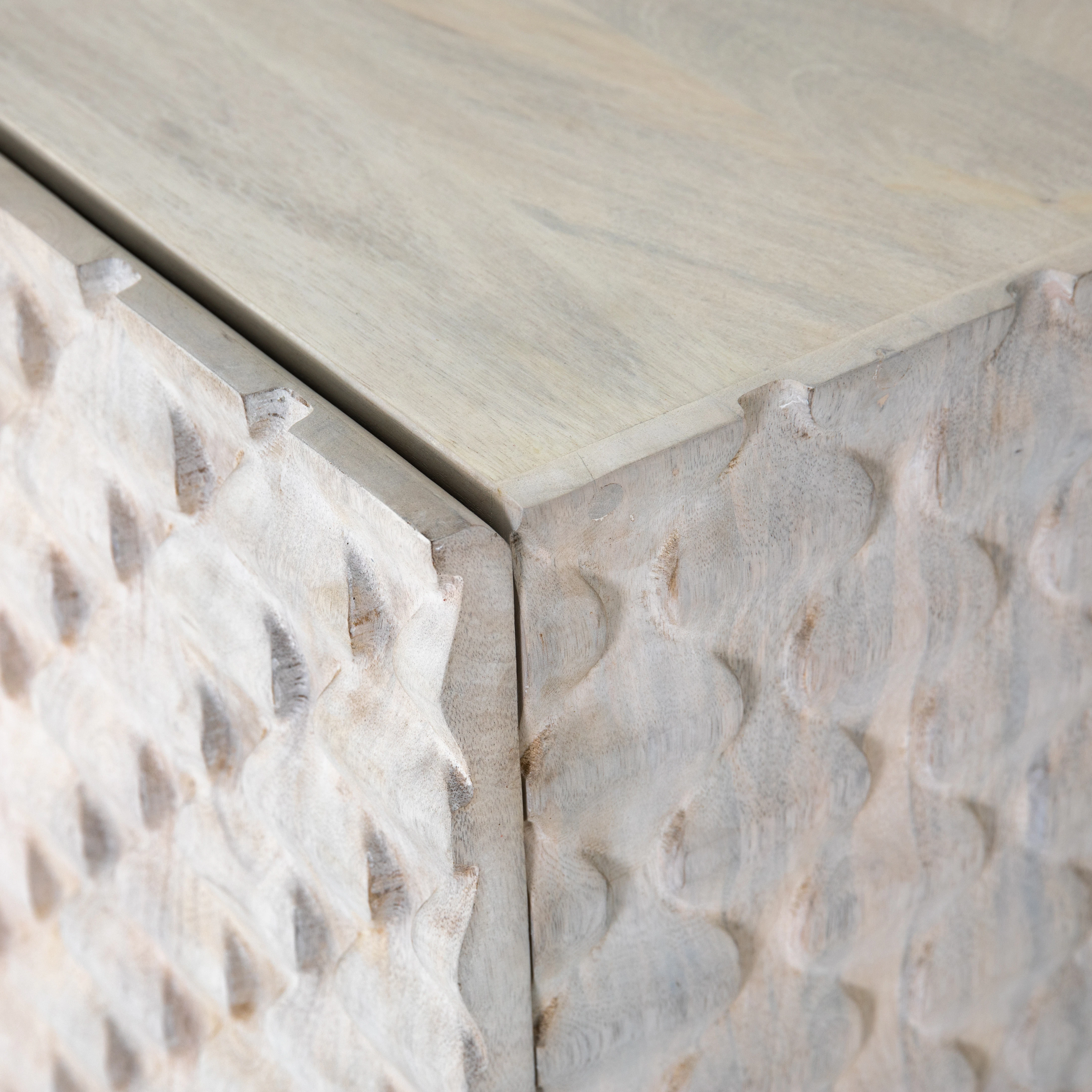 Romi Media Console White