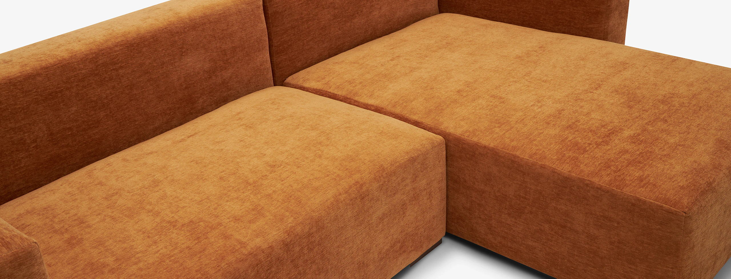 Delphine Sectional Crave Ginger Tea