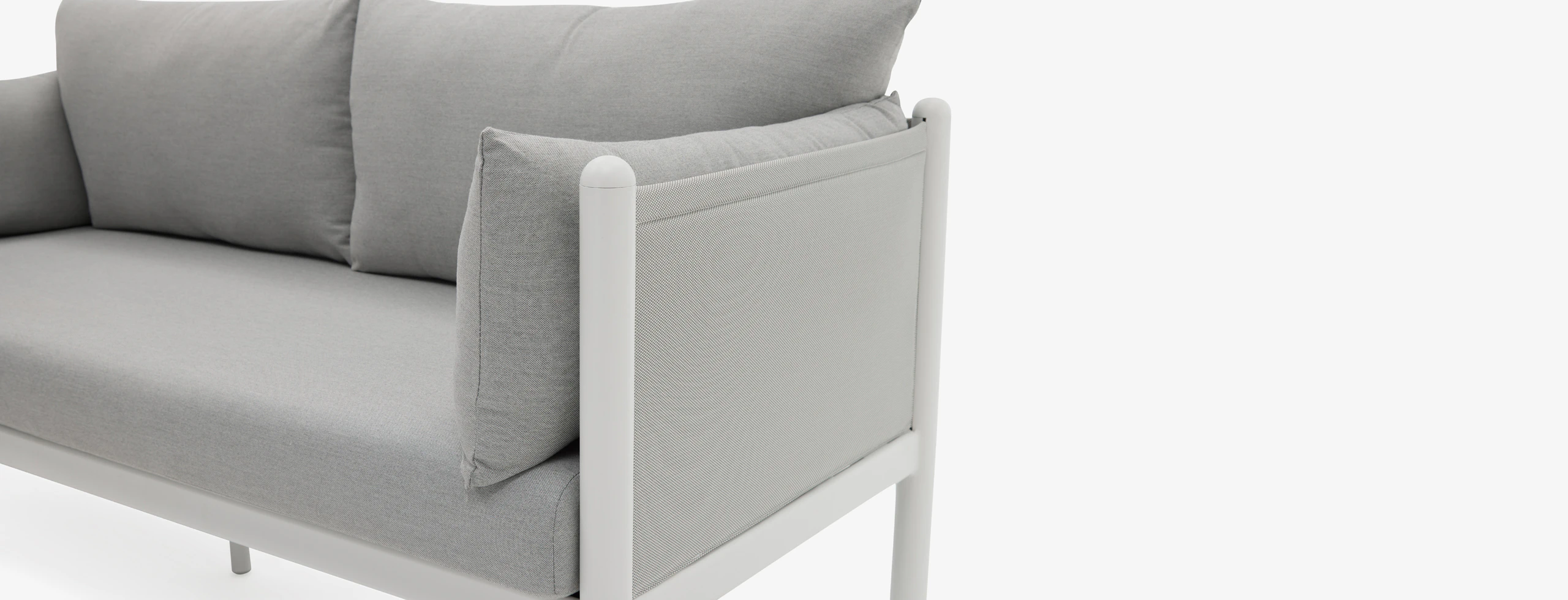 Cambria Outdoor Loveseat