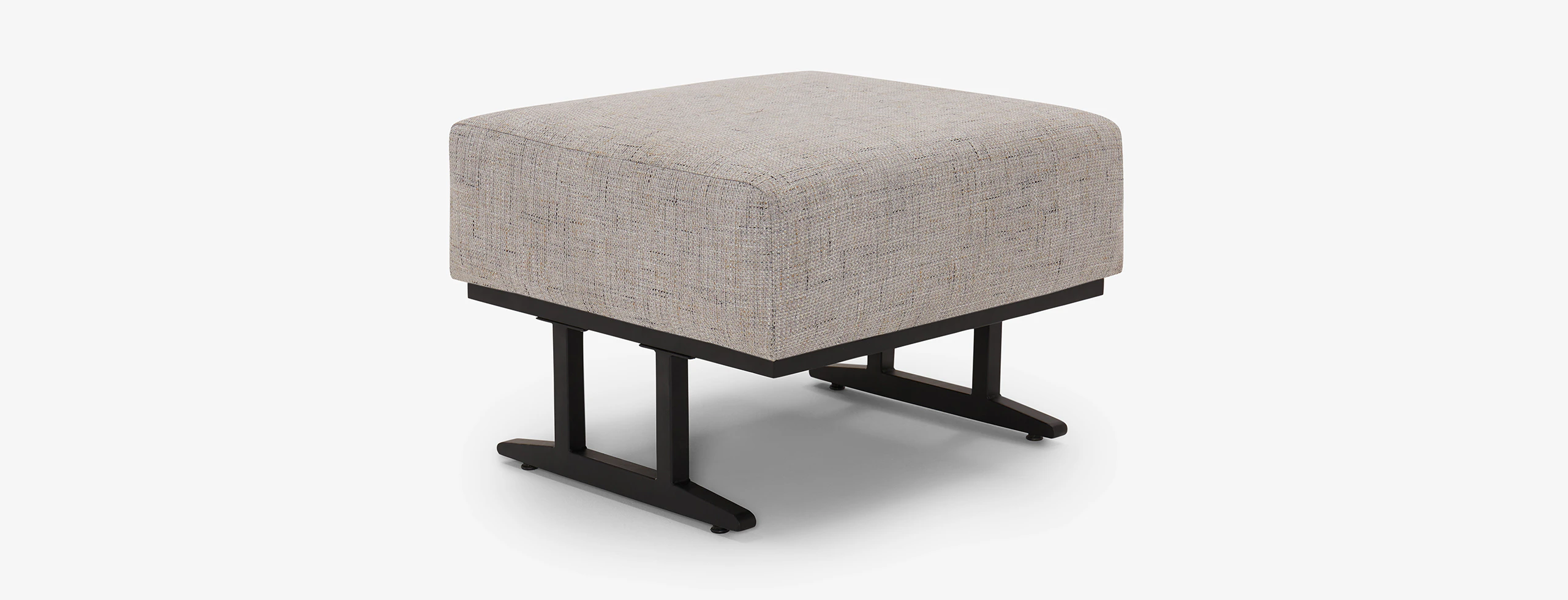 Flynn Ottoman | Joybird