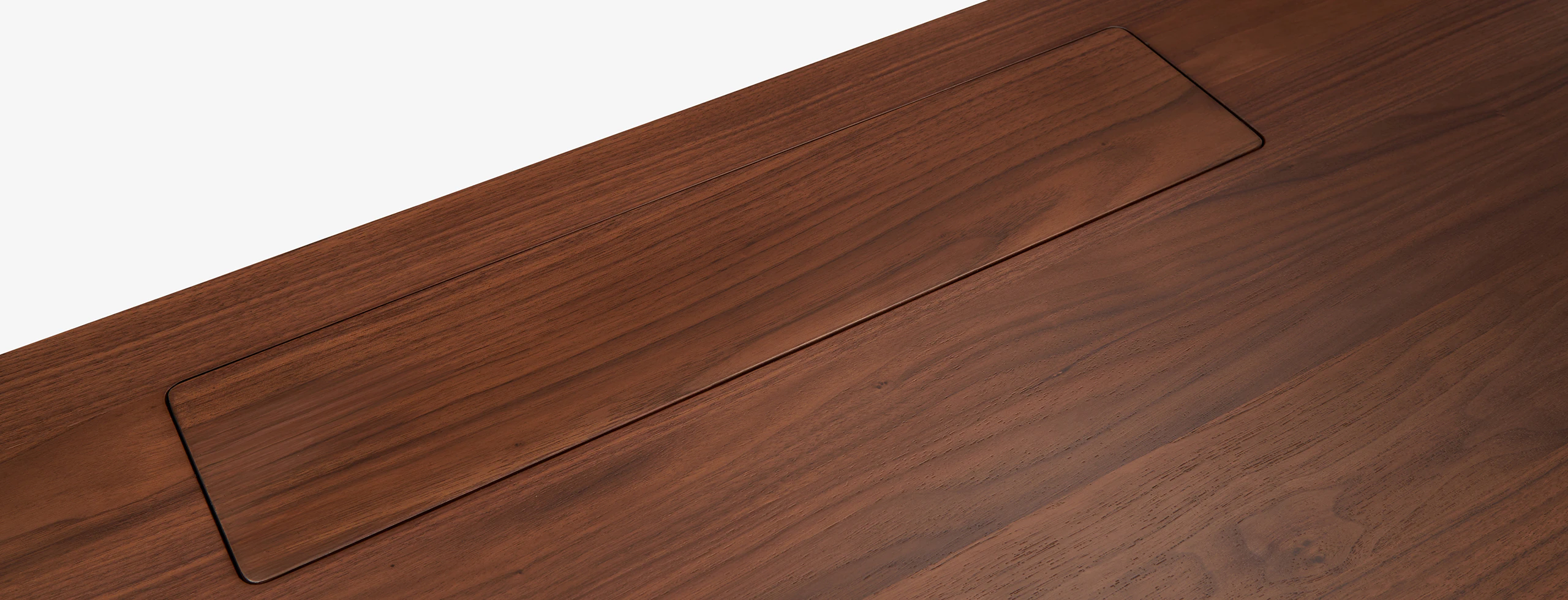 Cortina Desk Walnut