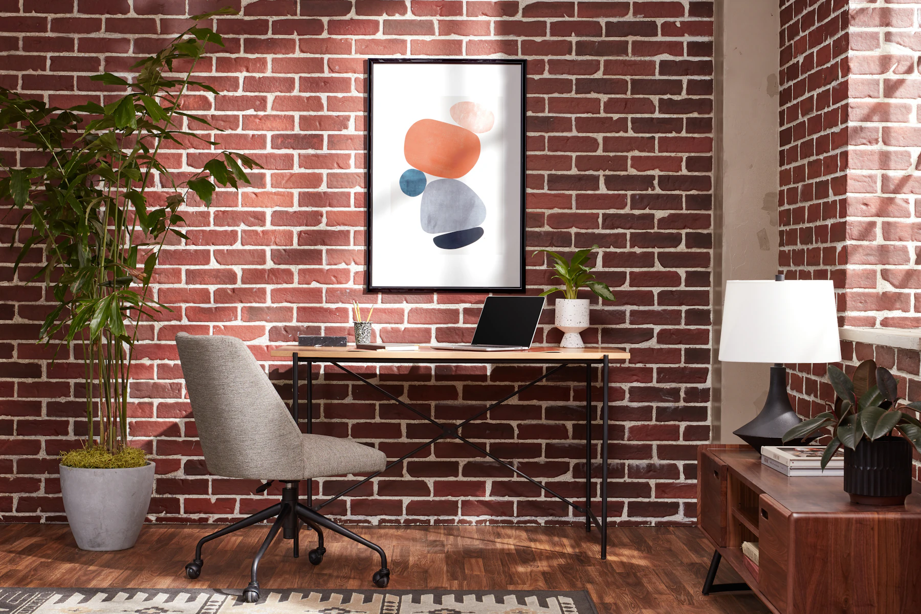 Ringo Desk