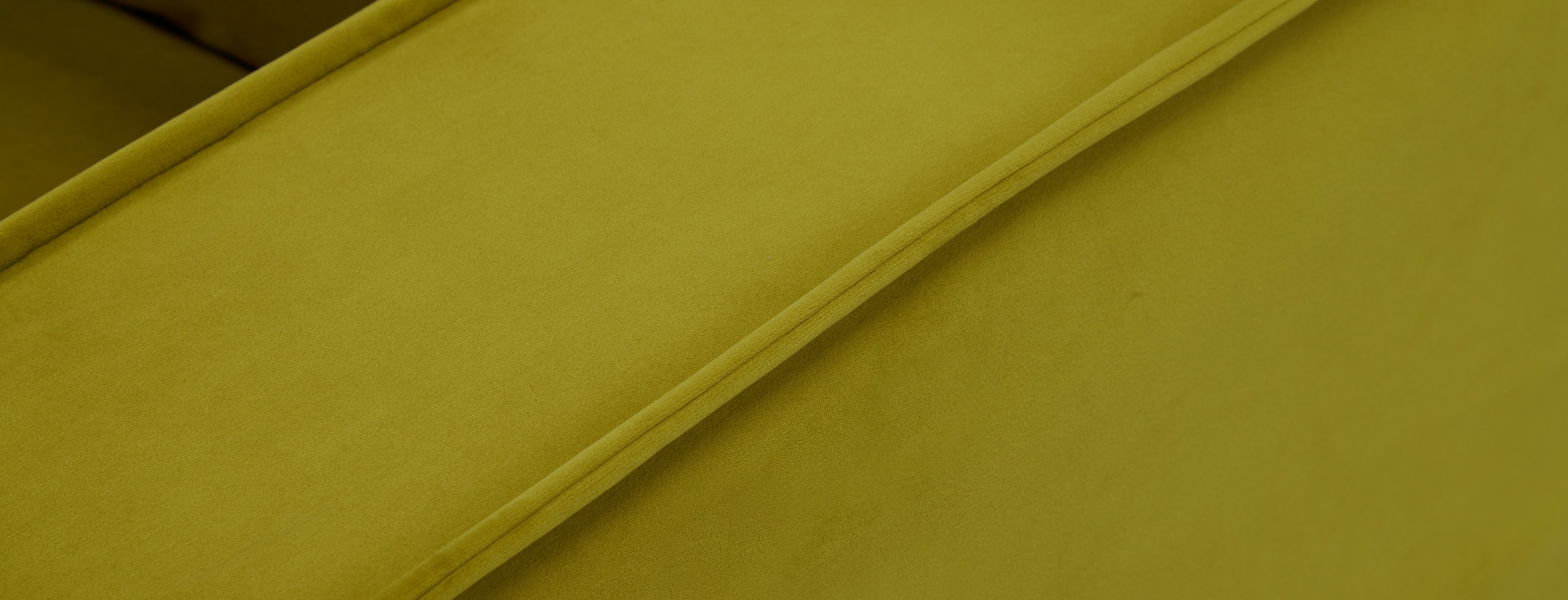 Goldie Slipcovered Sofa Royale Apple