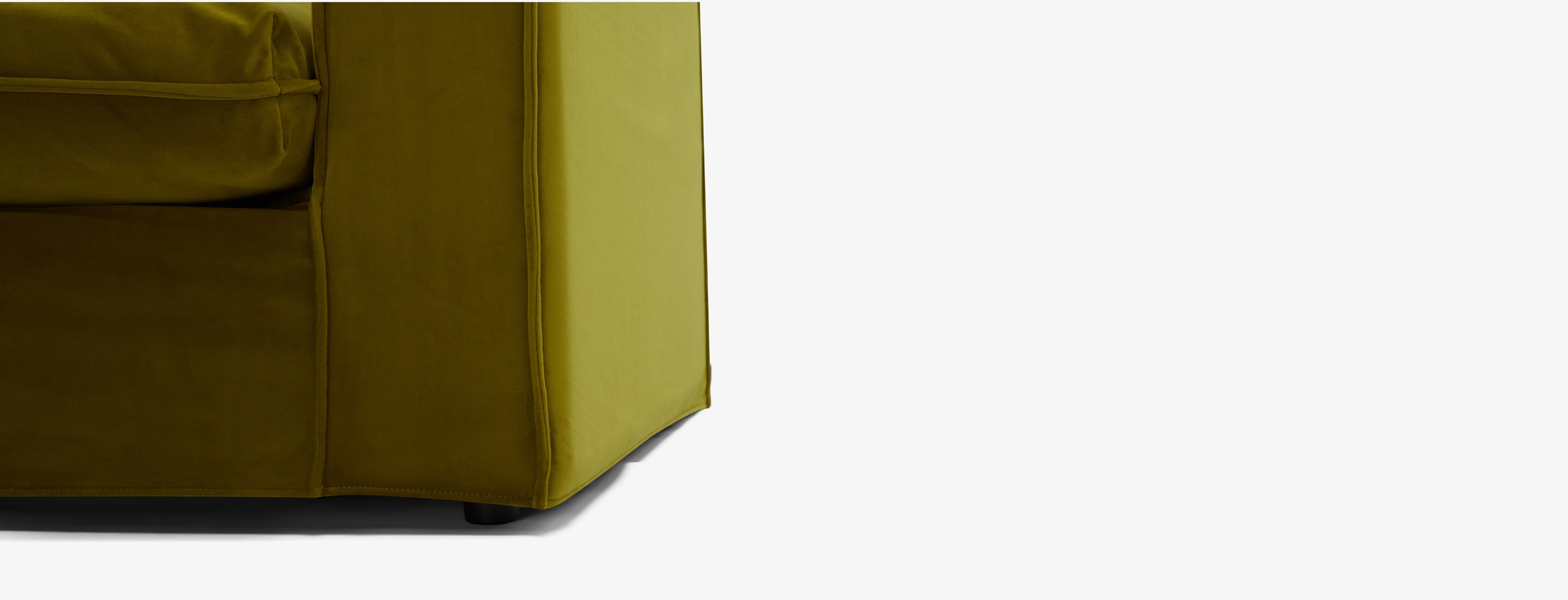 Goldie Slipcovered Sofa Royale Apple