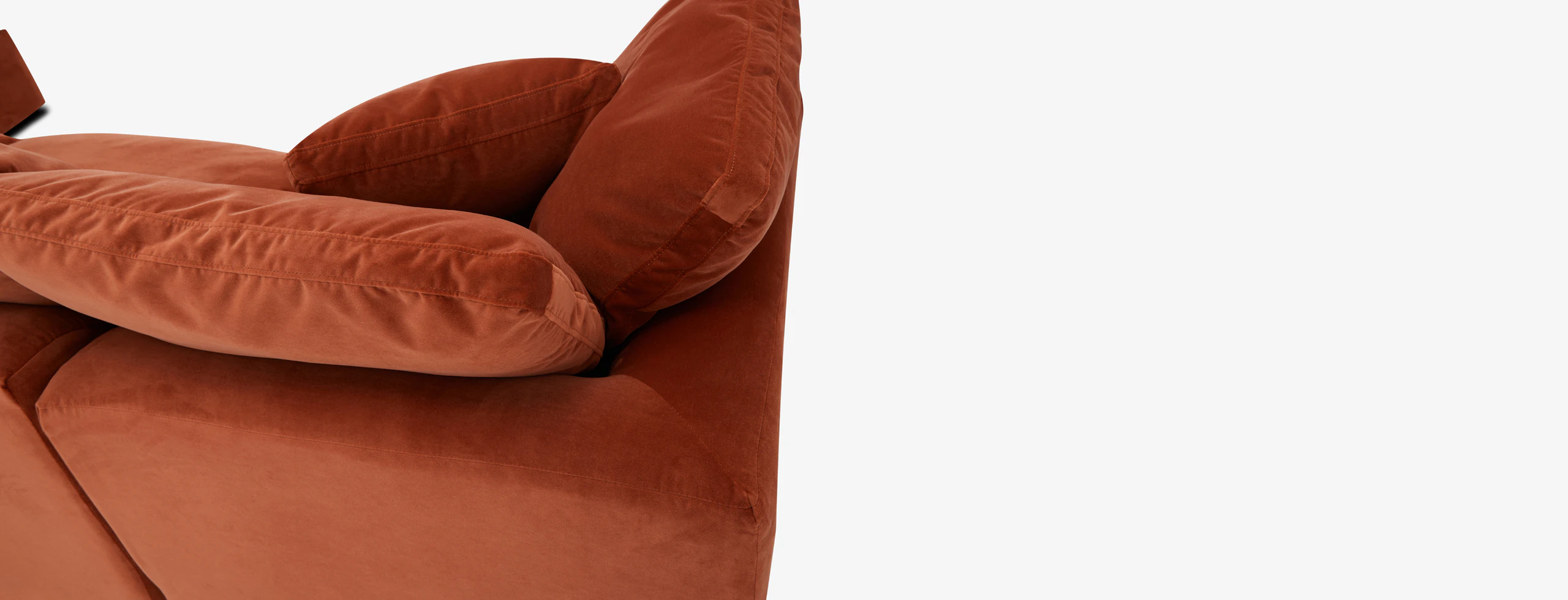 Bryant Petite Grand Sectional Banks Zinnia