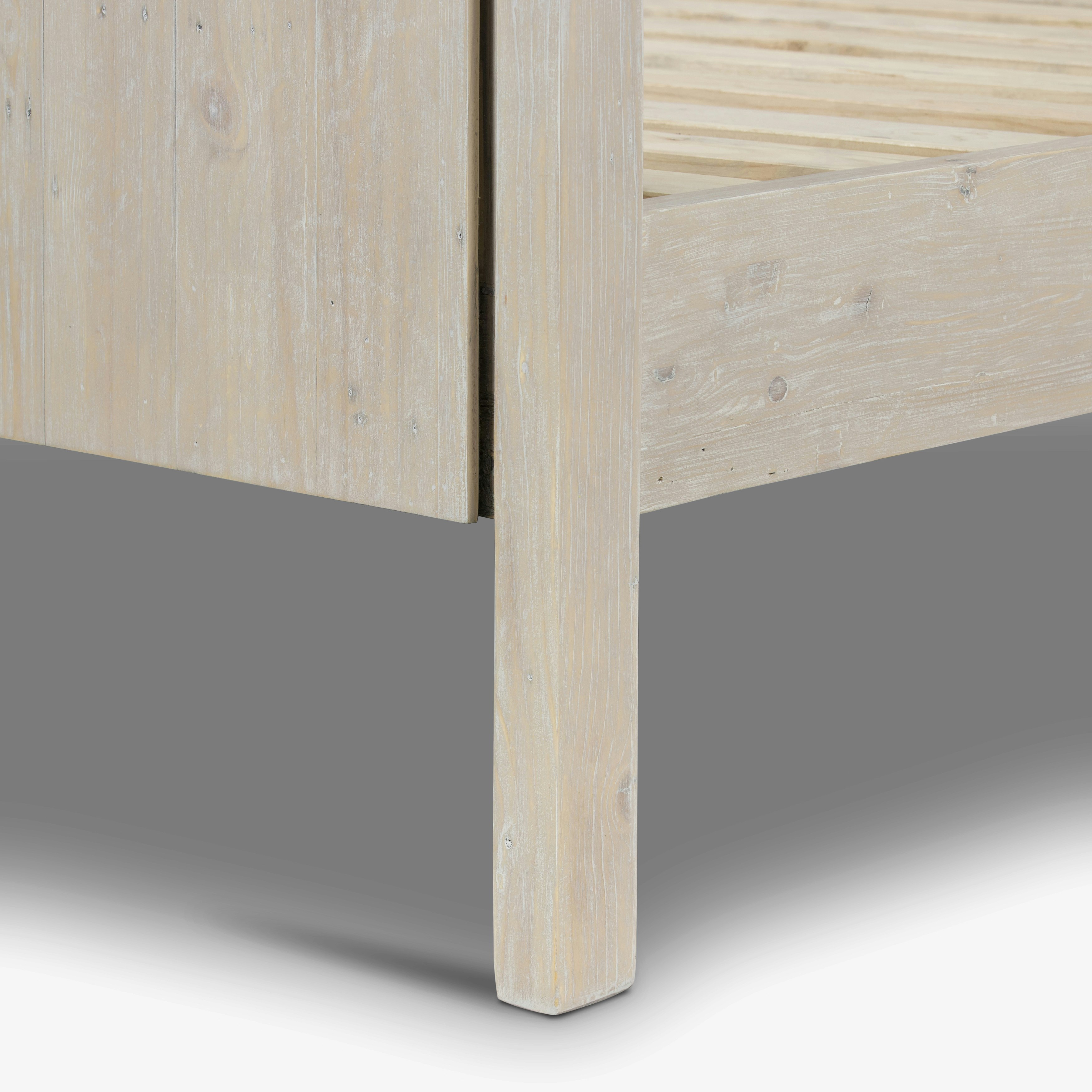 Everson Bed Washed White