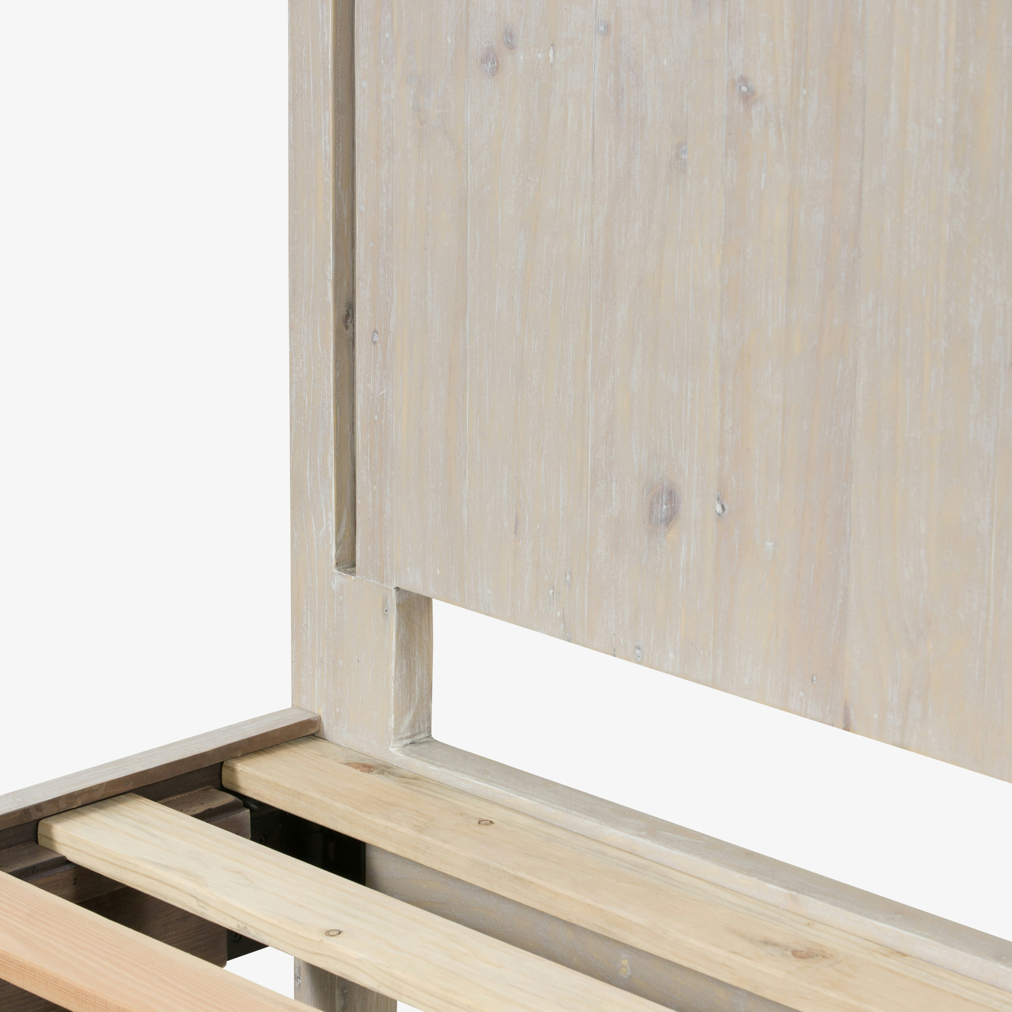 Everson Bed Washed White