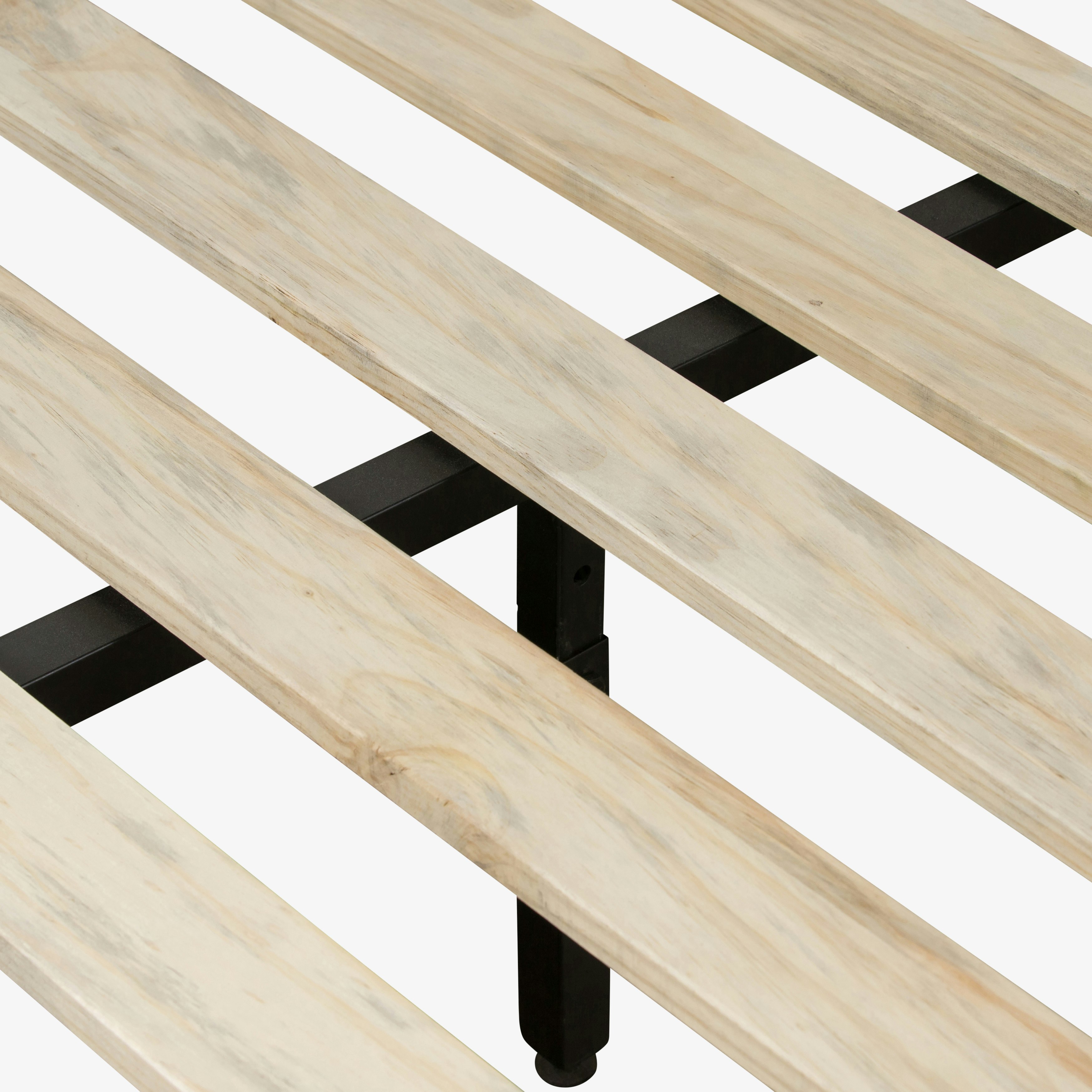 Everson Bed Washed White