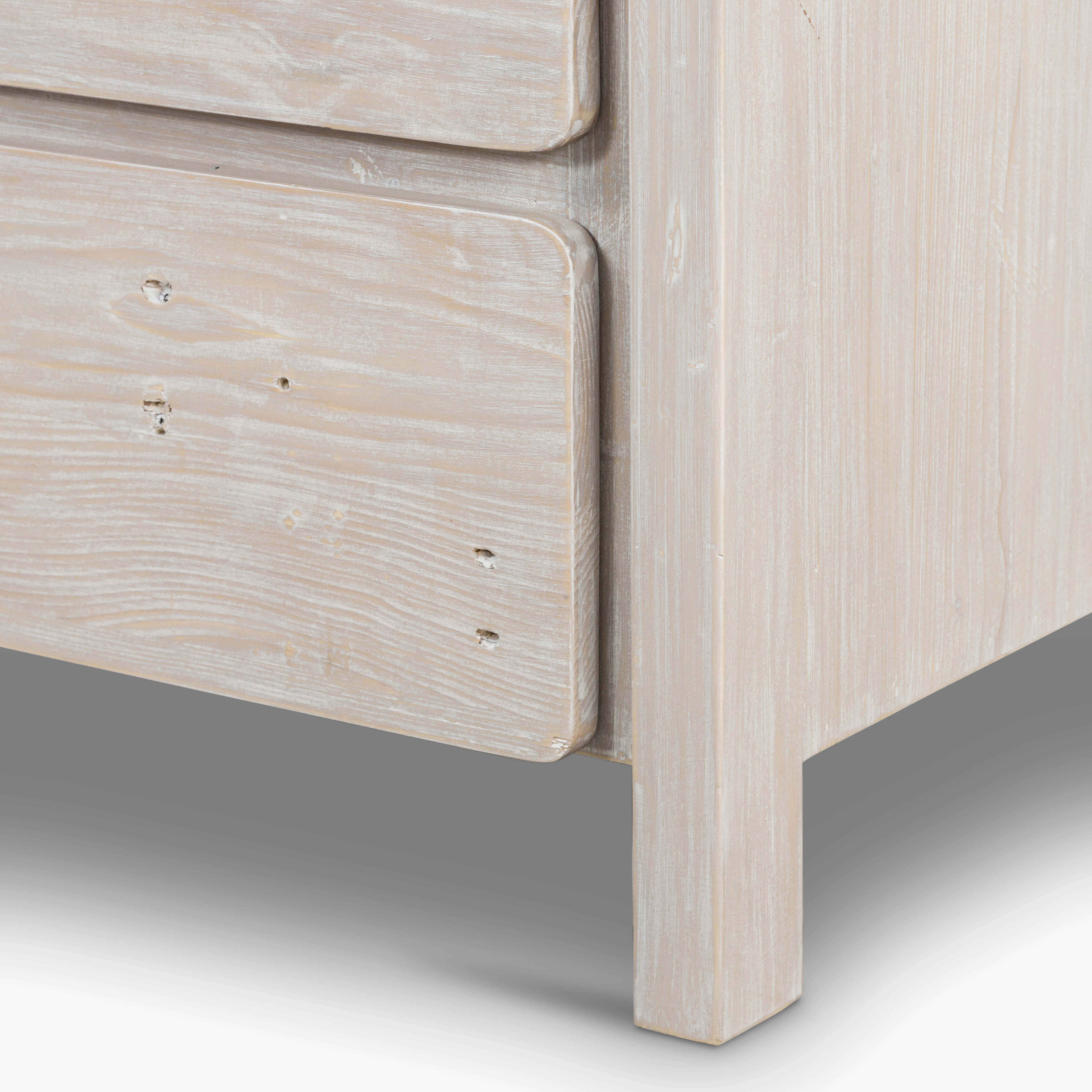 Everson Dresser Washed White