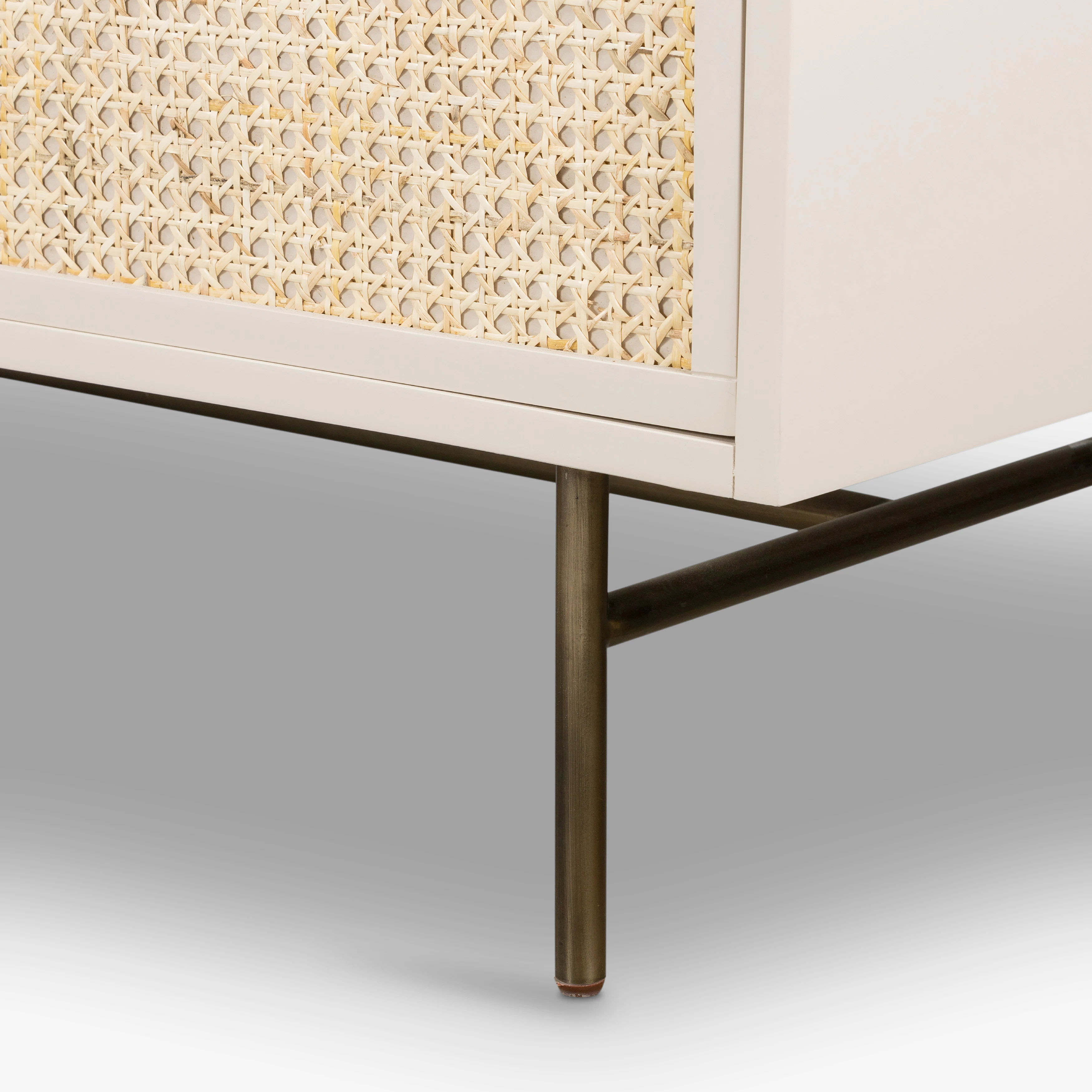 Sophia Chest Matte Alabaster