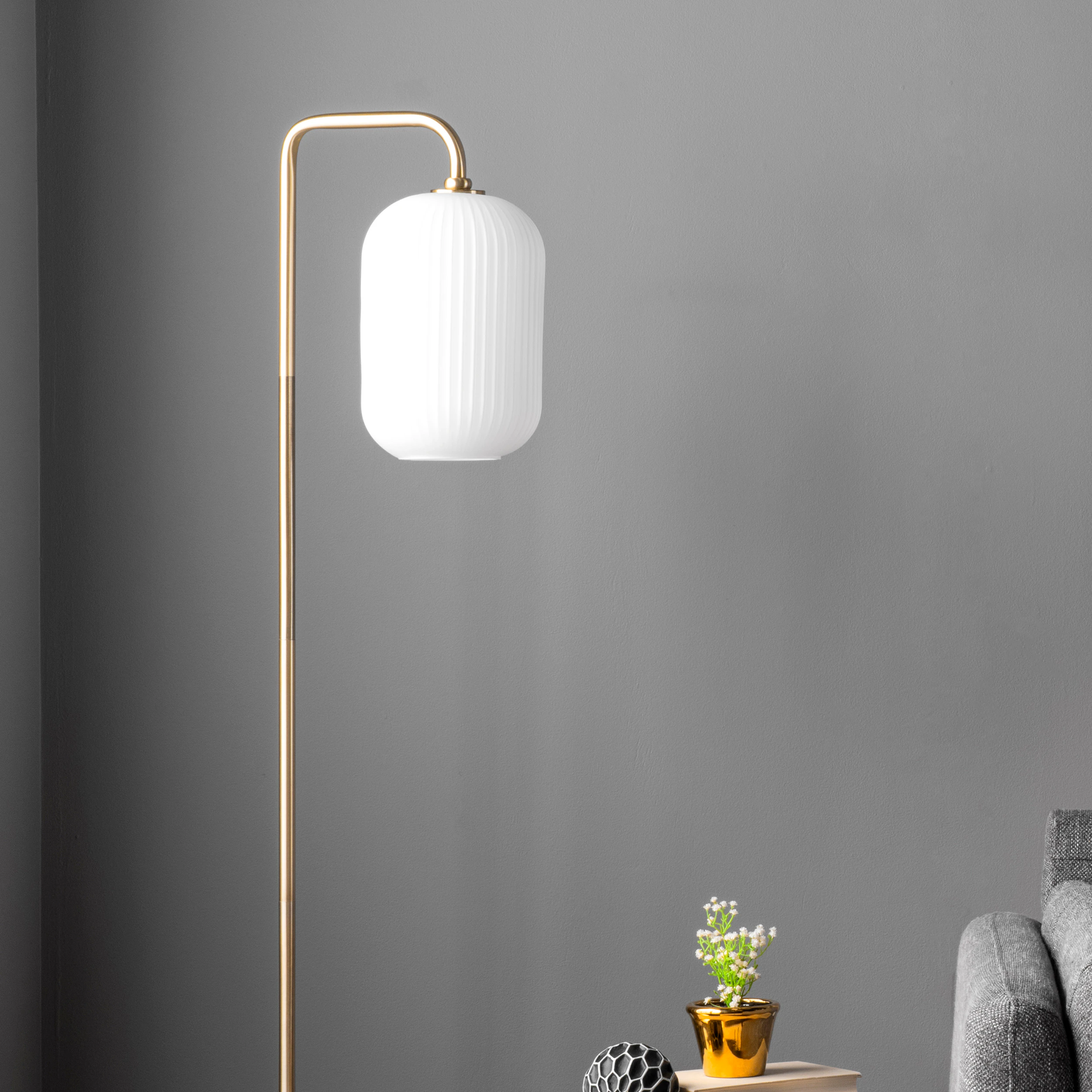 Donovan Table Lamp