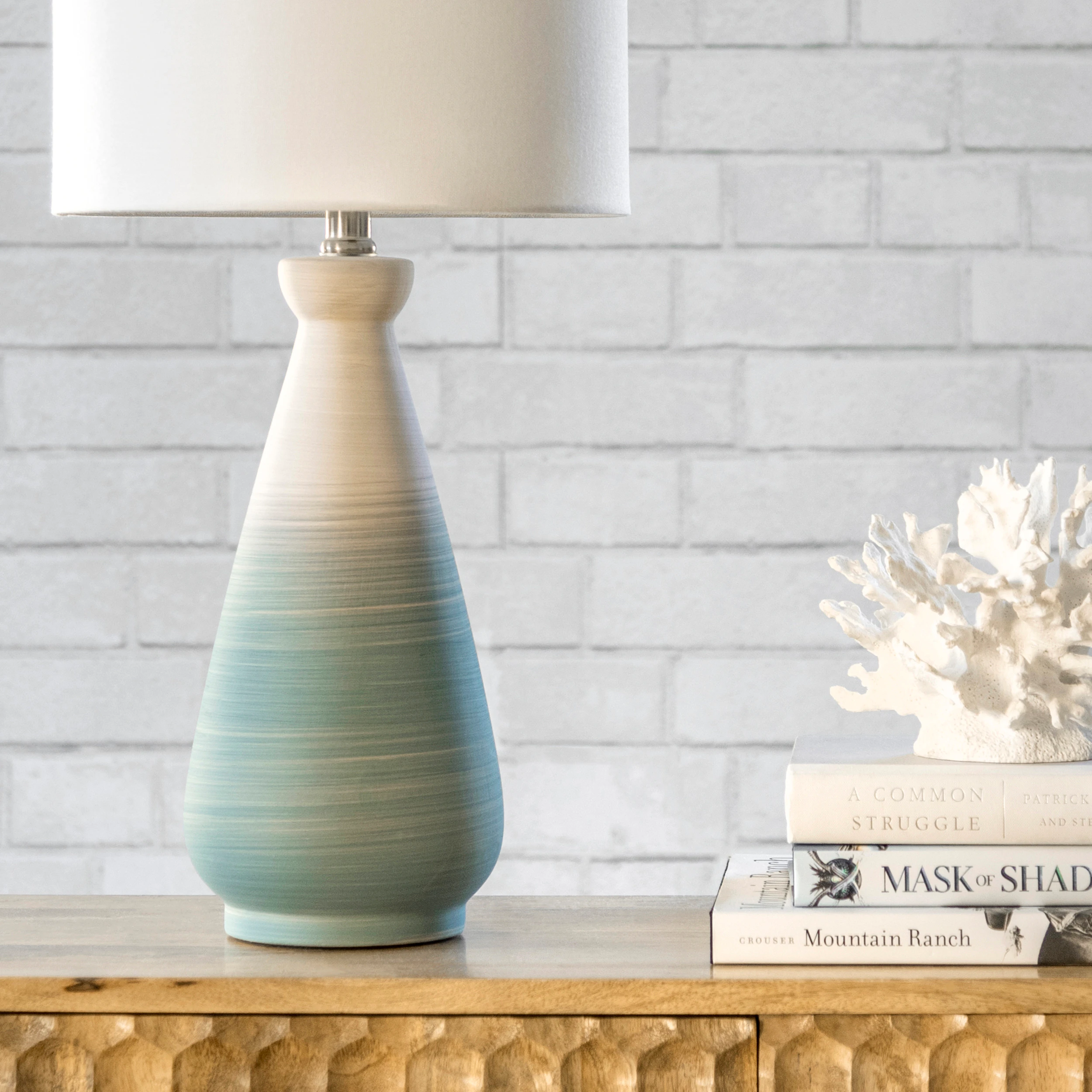 Jada Table Lamp