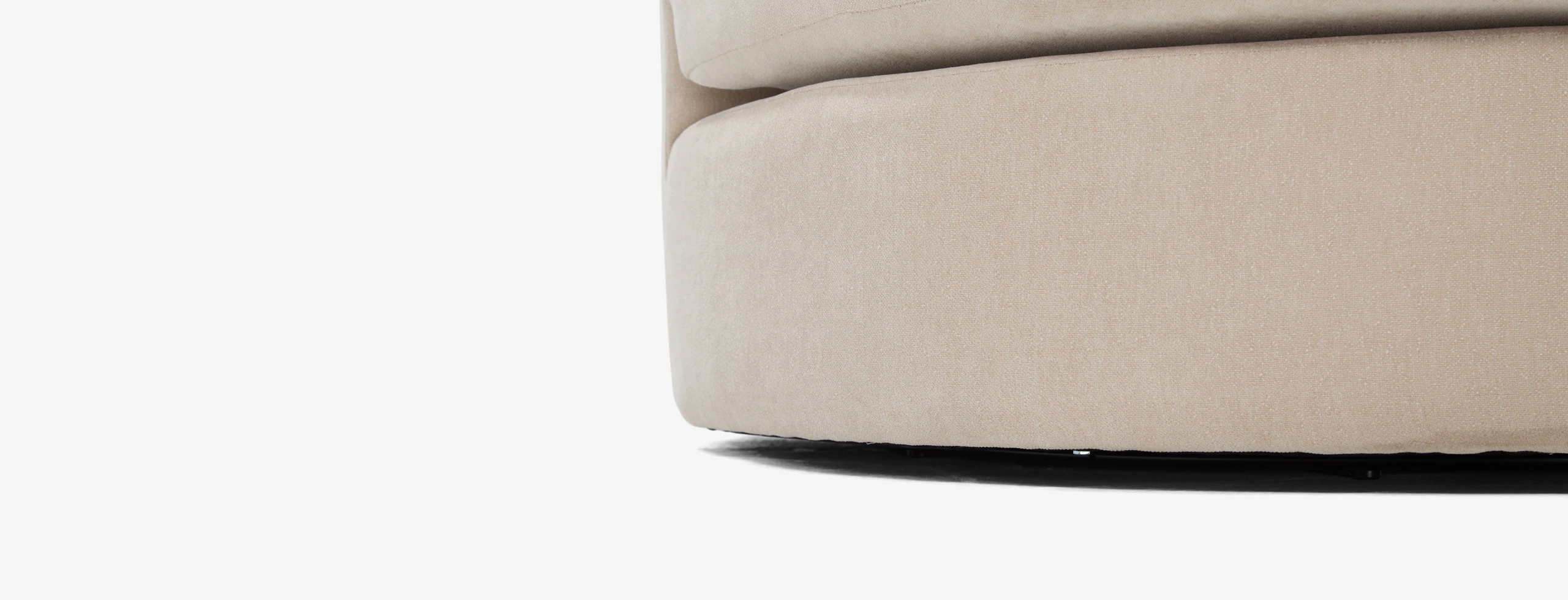 Amelia Grand Swivel Chair Resource Oat