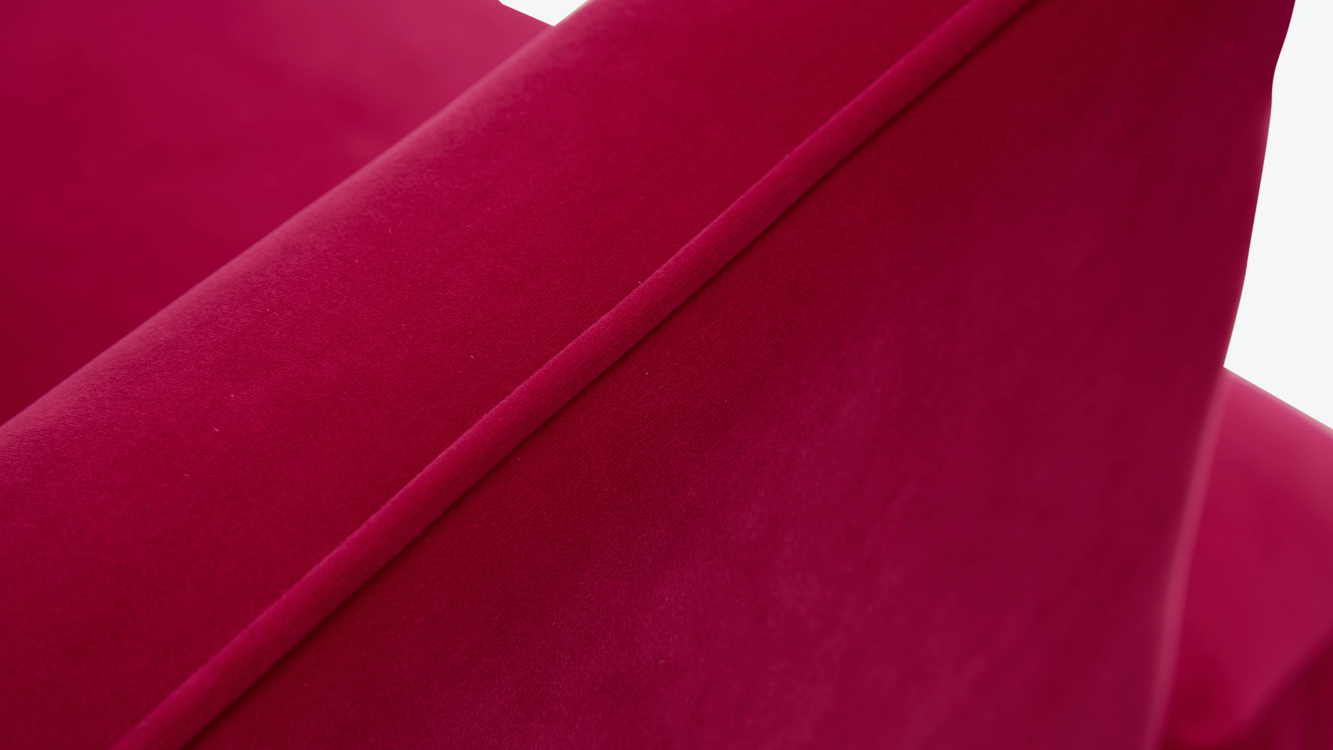 Dreamhouse Lewis Sofa Royale Berry