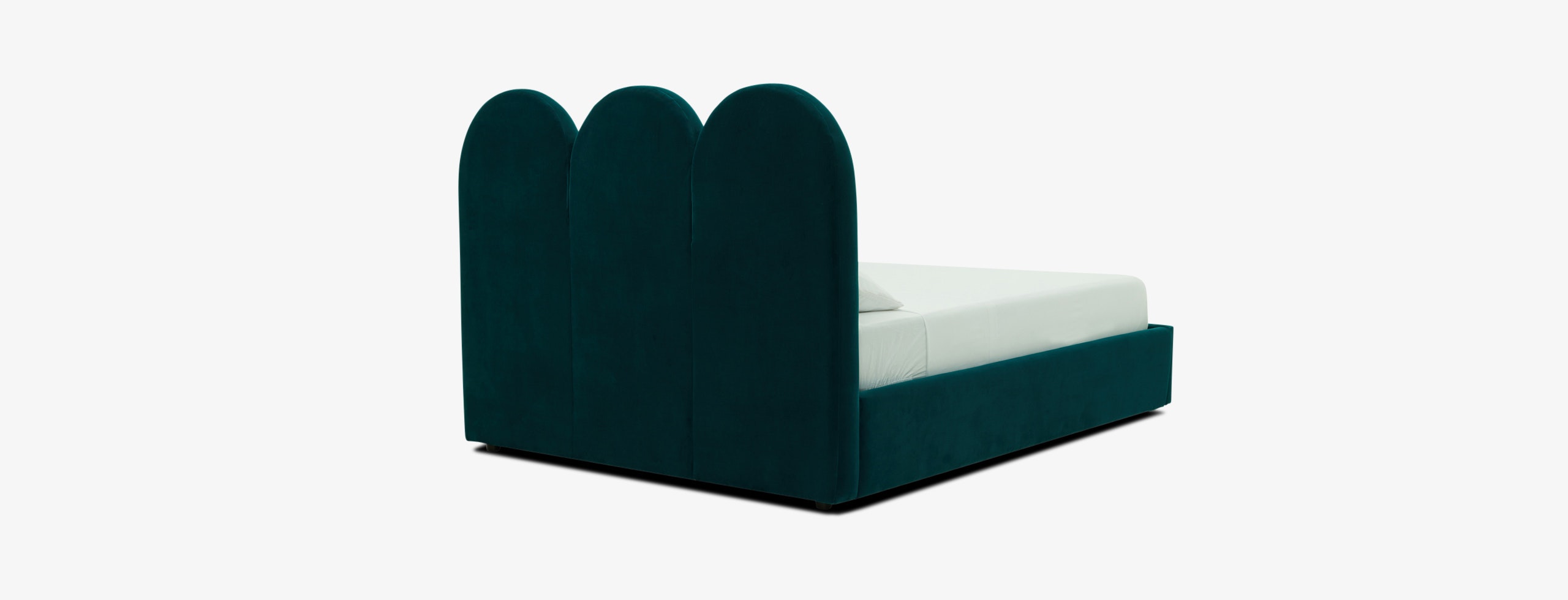 Cordelia Bed Royale Peacock edit