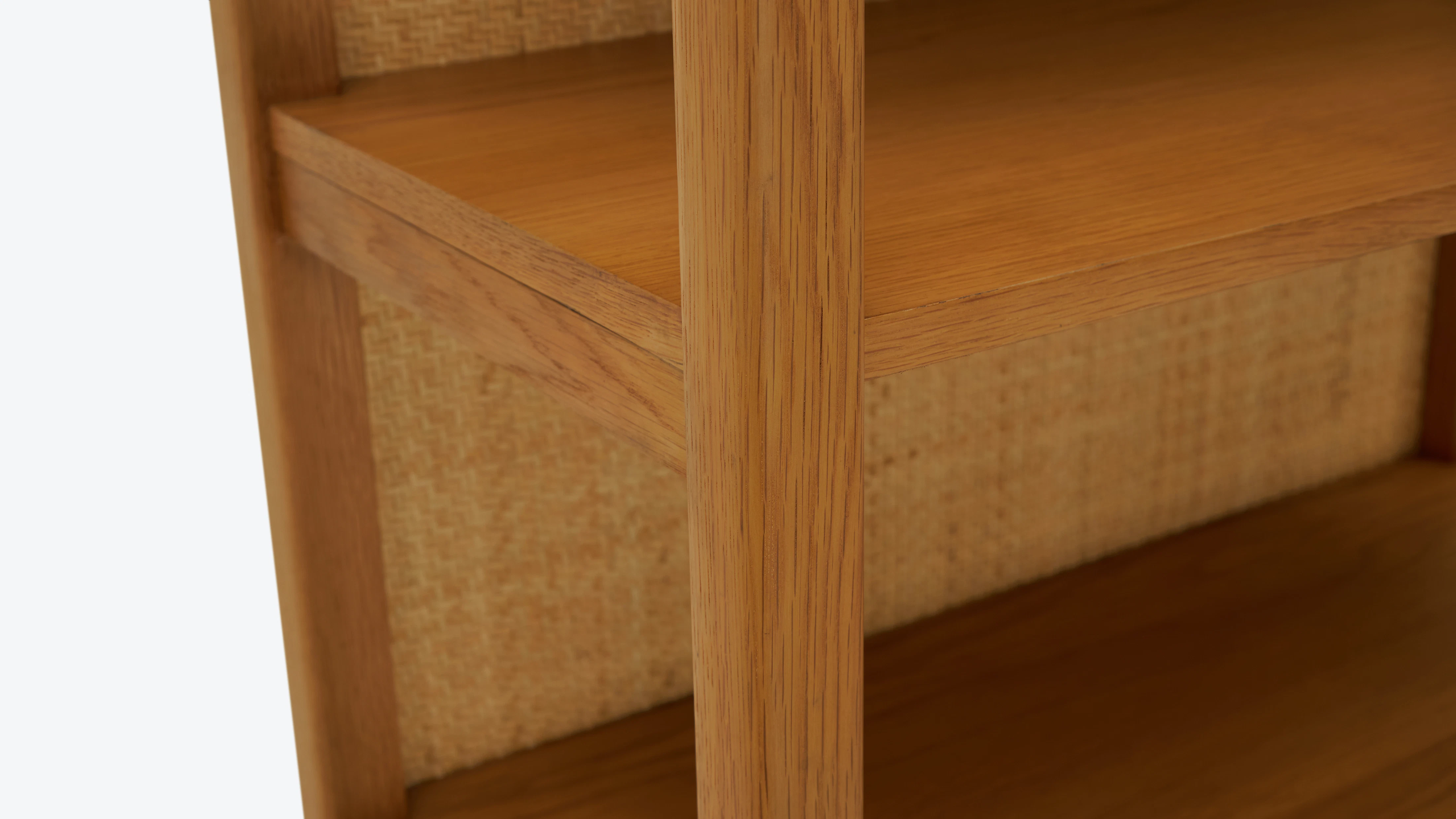 Roque Bookshelf