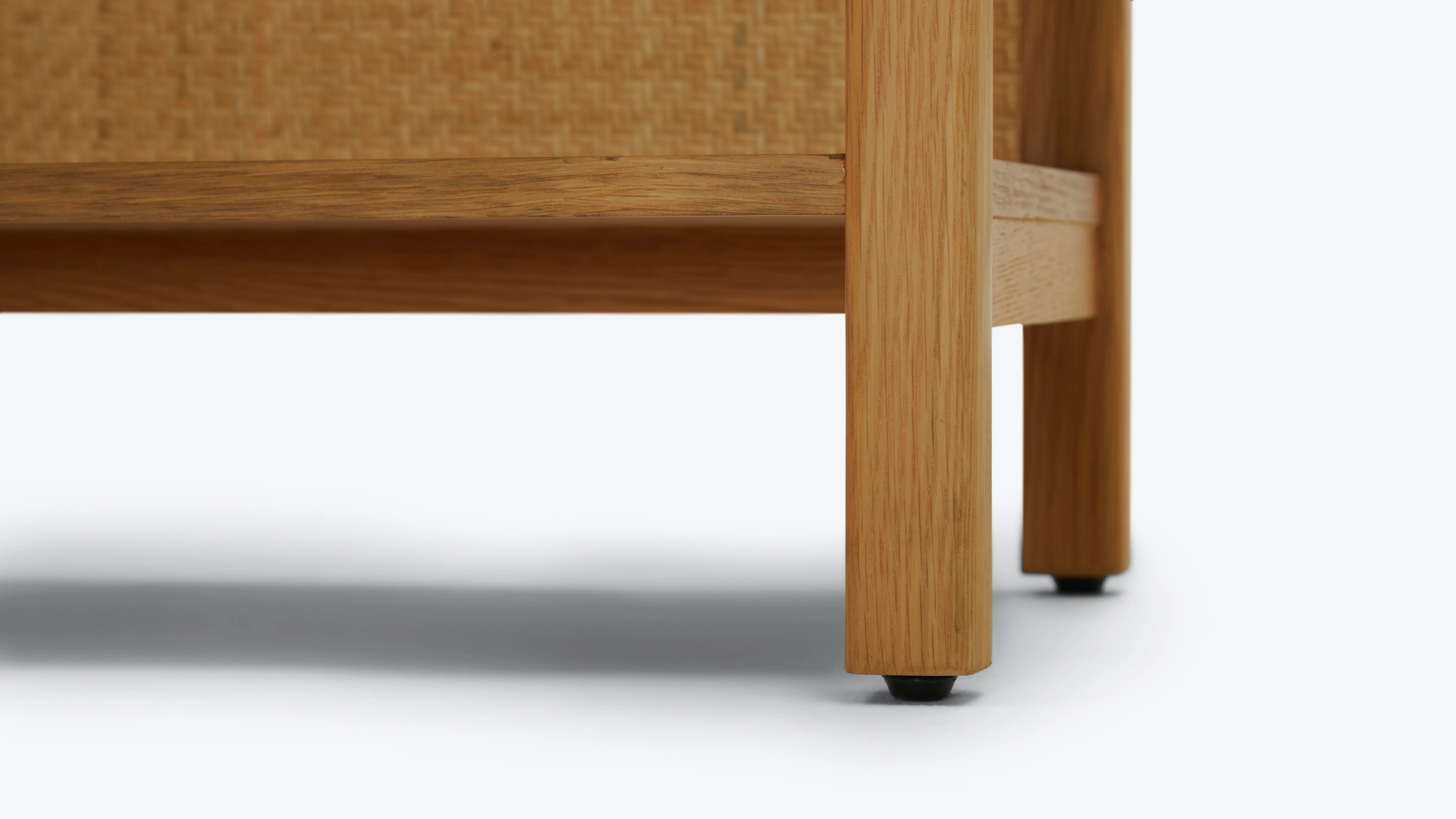 Roque Bookshelf