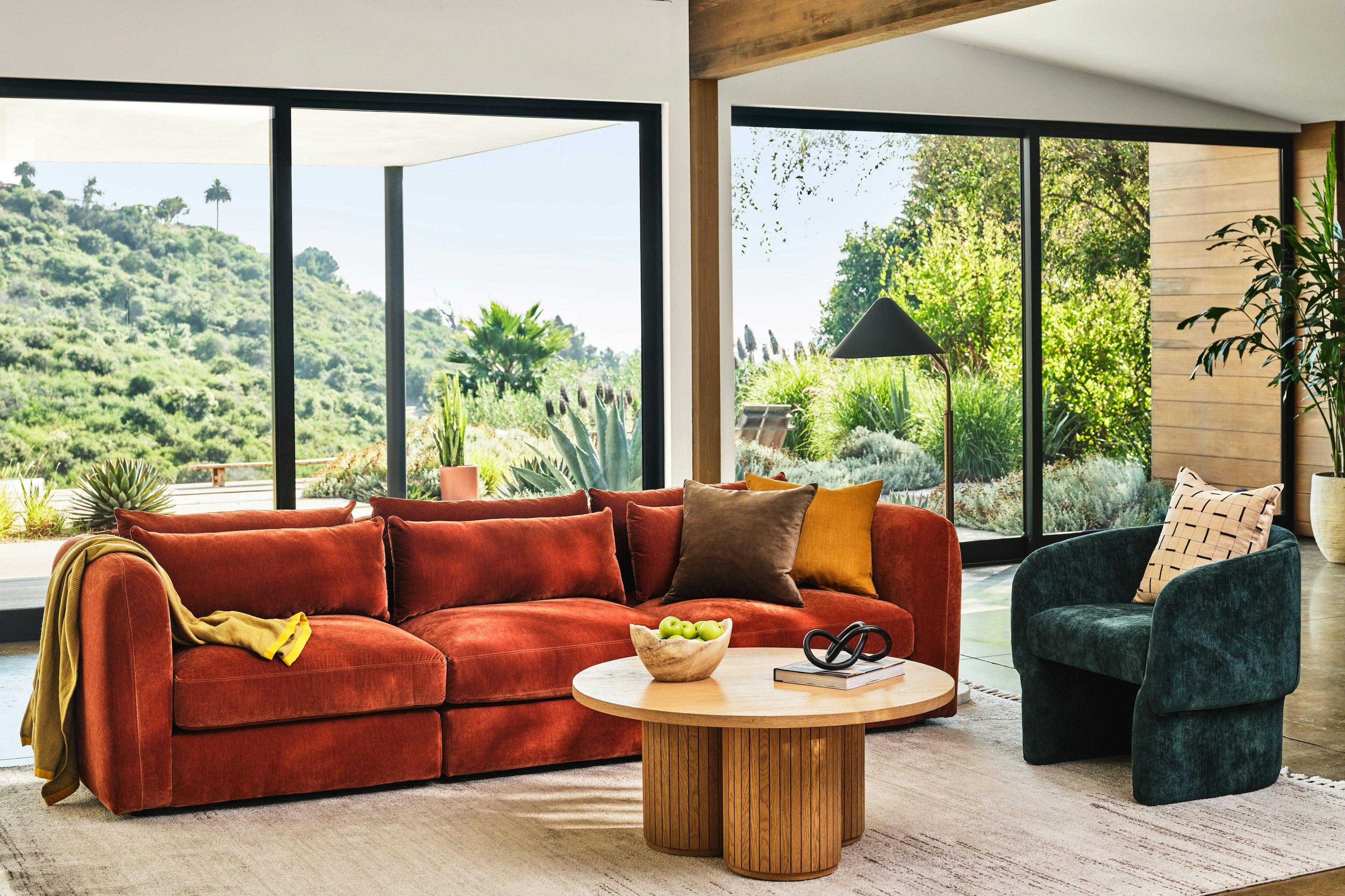 Sebastian Grand Sofa Living Room 202413658