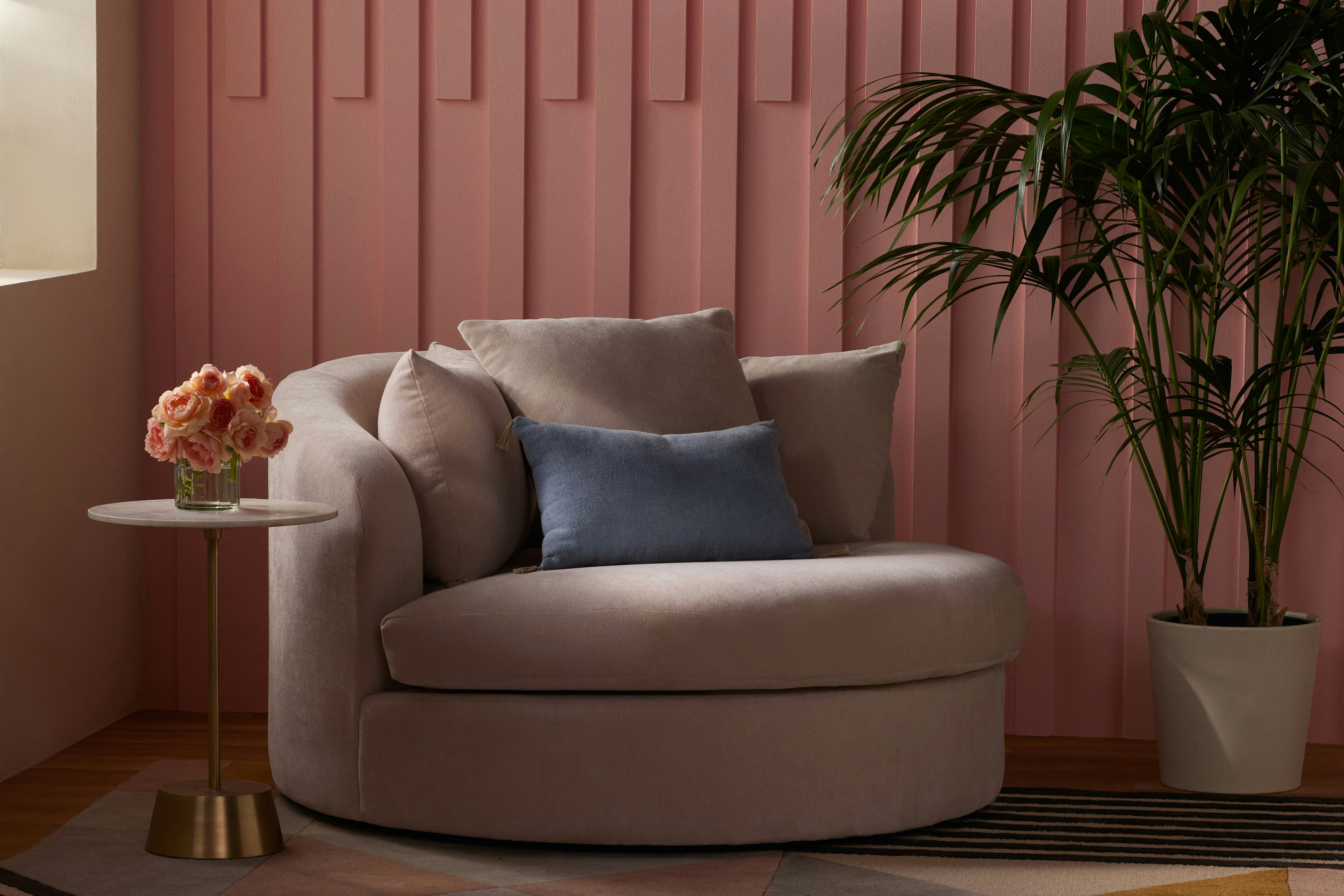 Amelia Grand Swivel Chair Resource Oat