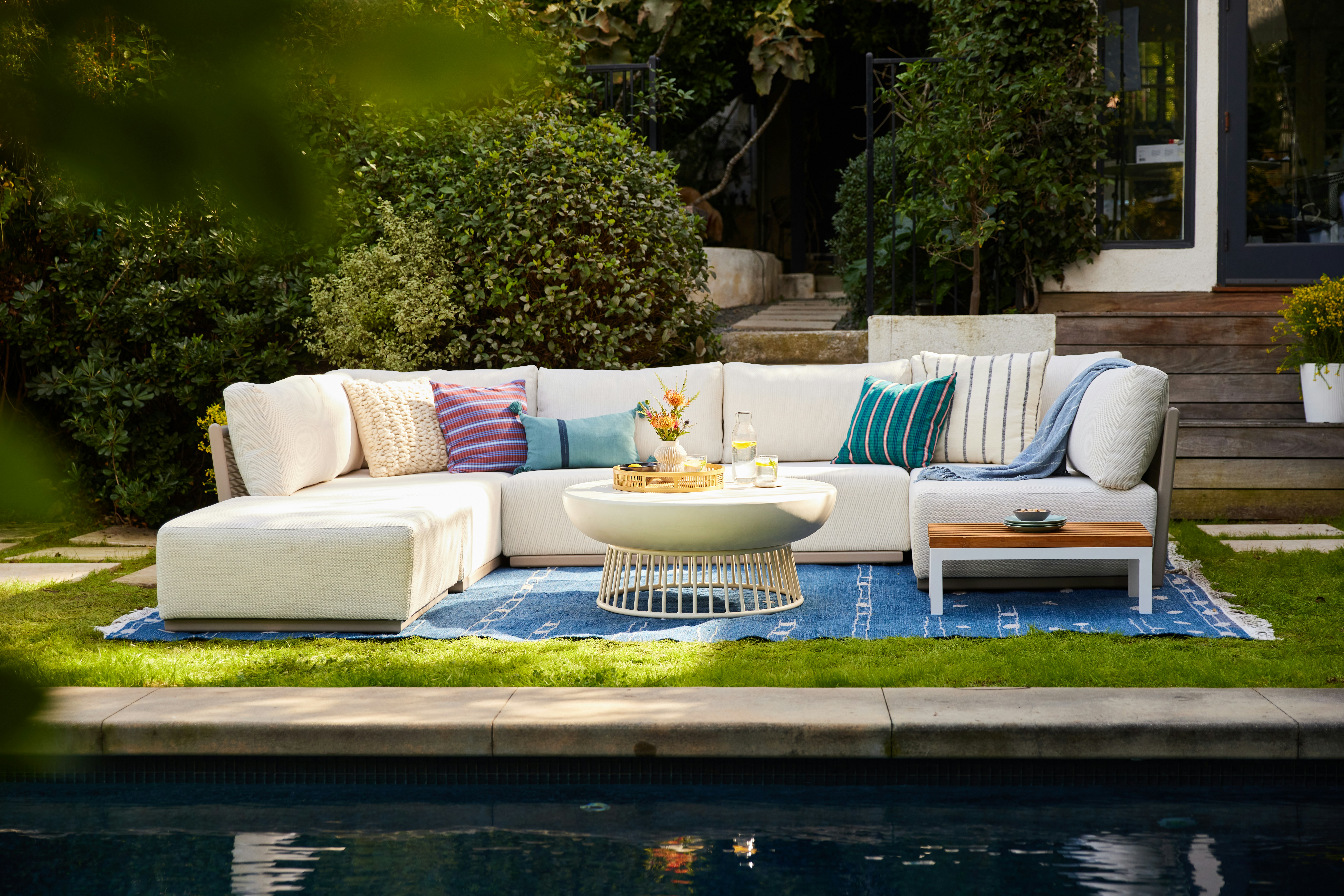 Ojai Outdoor Sectional 013020241214