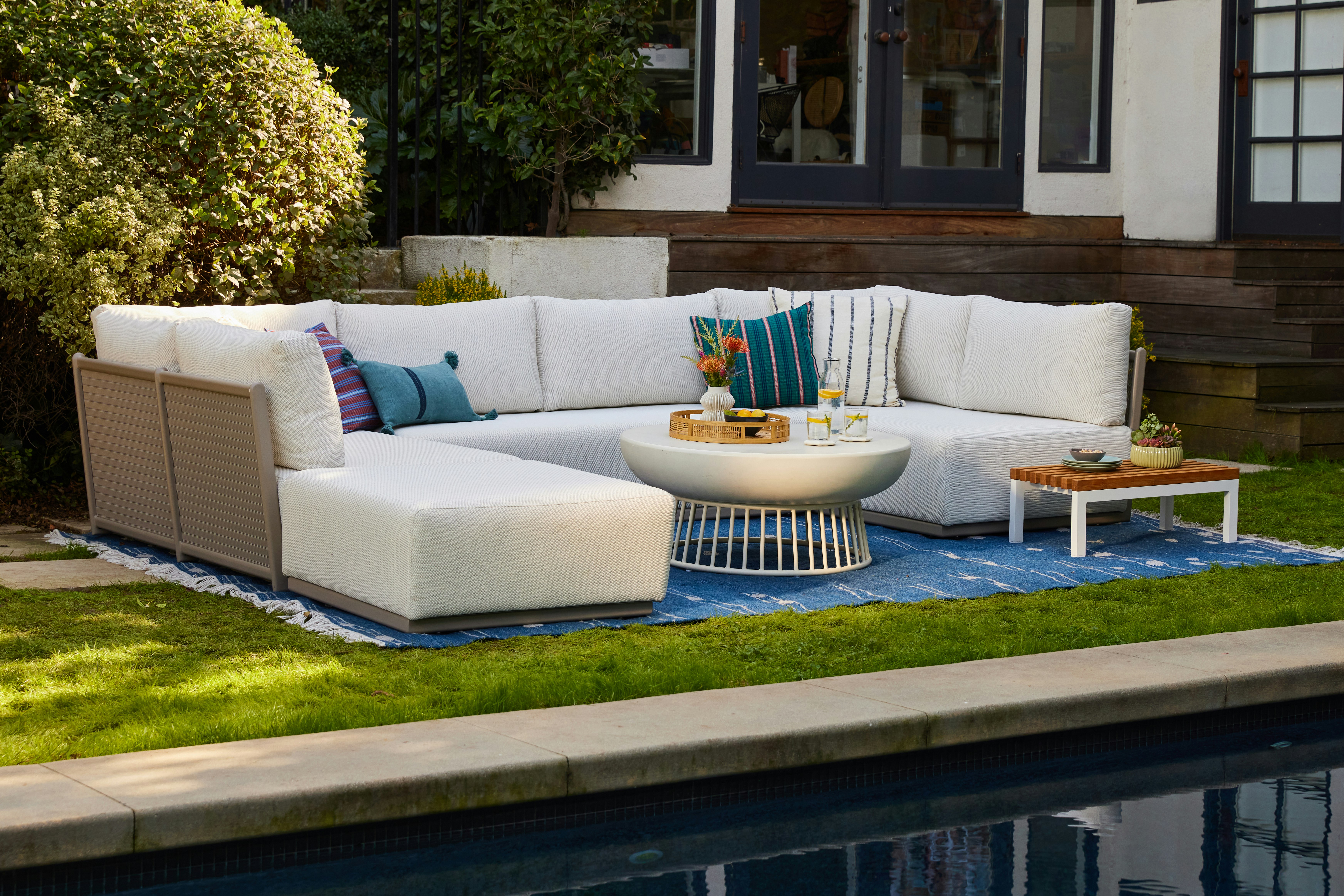 Ojai Outdoor U Sectional with Ottoman Joybird