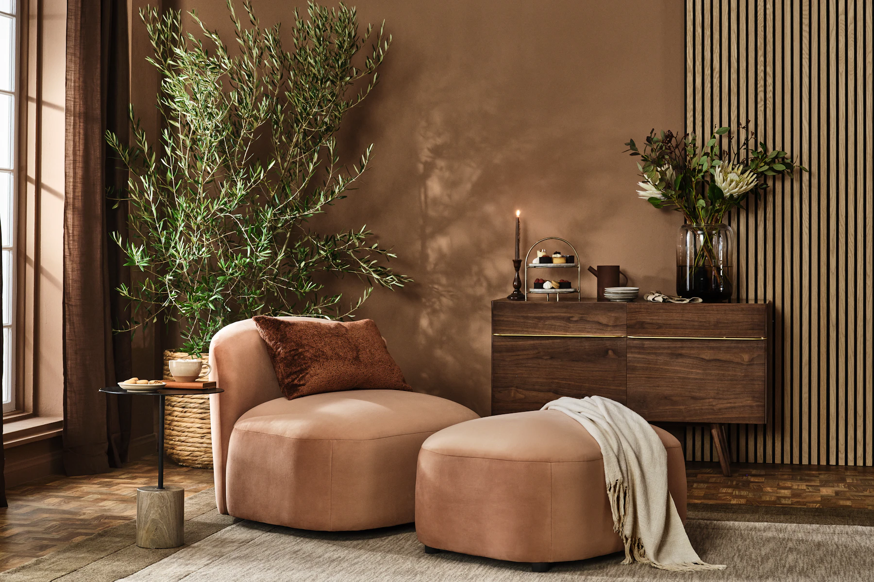 Severn Swivel Chair