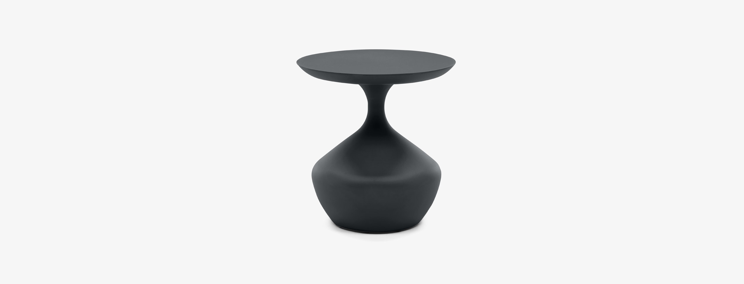 Winnie Outdoor Side Table Black