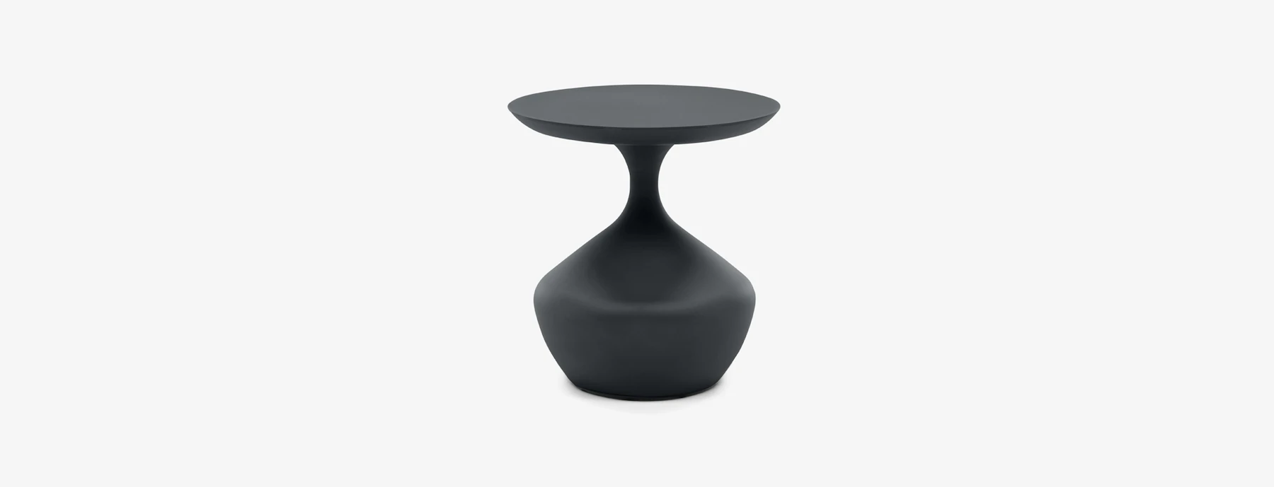 Winnie Outdoor Side Table