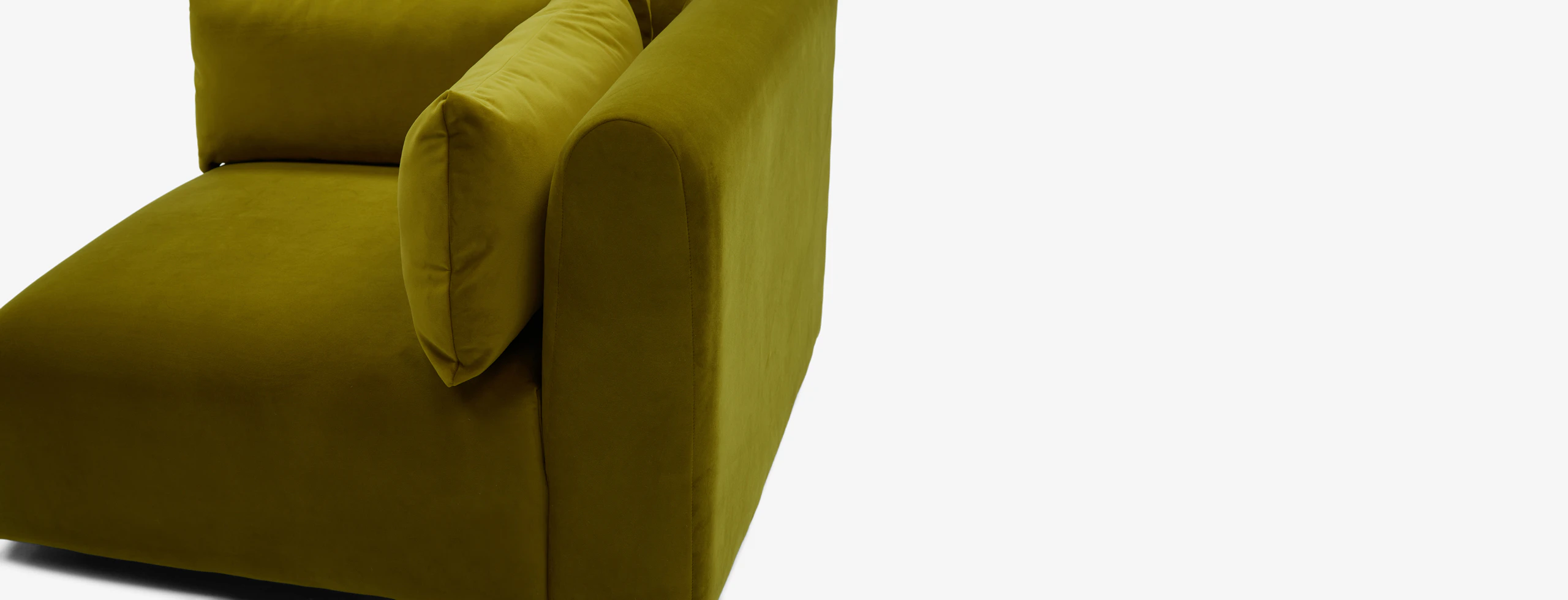 Carin Corner Chair Royale Apple